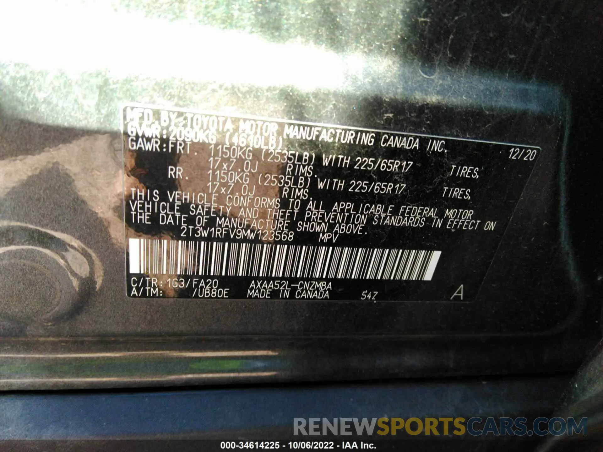 9 Photograph of a damaged car 2T3W1RFV9MW123568 TOYOTA RAV4 2021