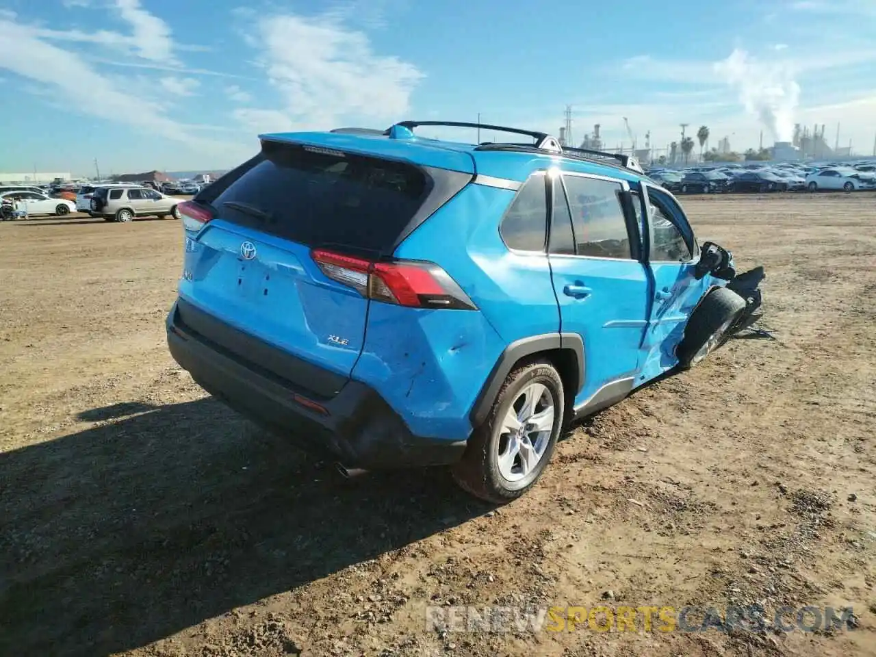 4 Photograph of a damaged car 2T3W1RFV9MW140967 TOYOTA RAV4 2021