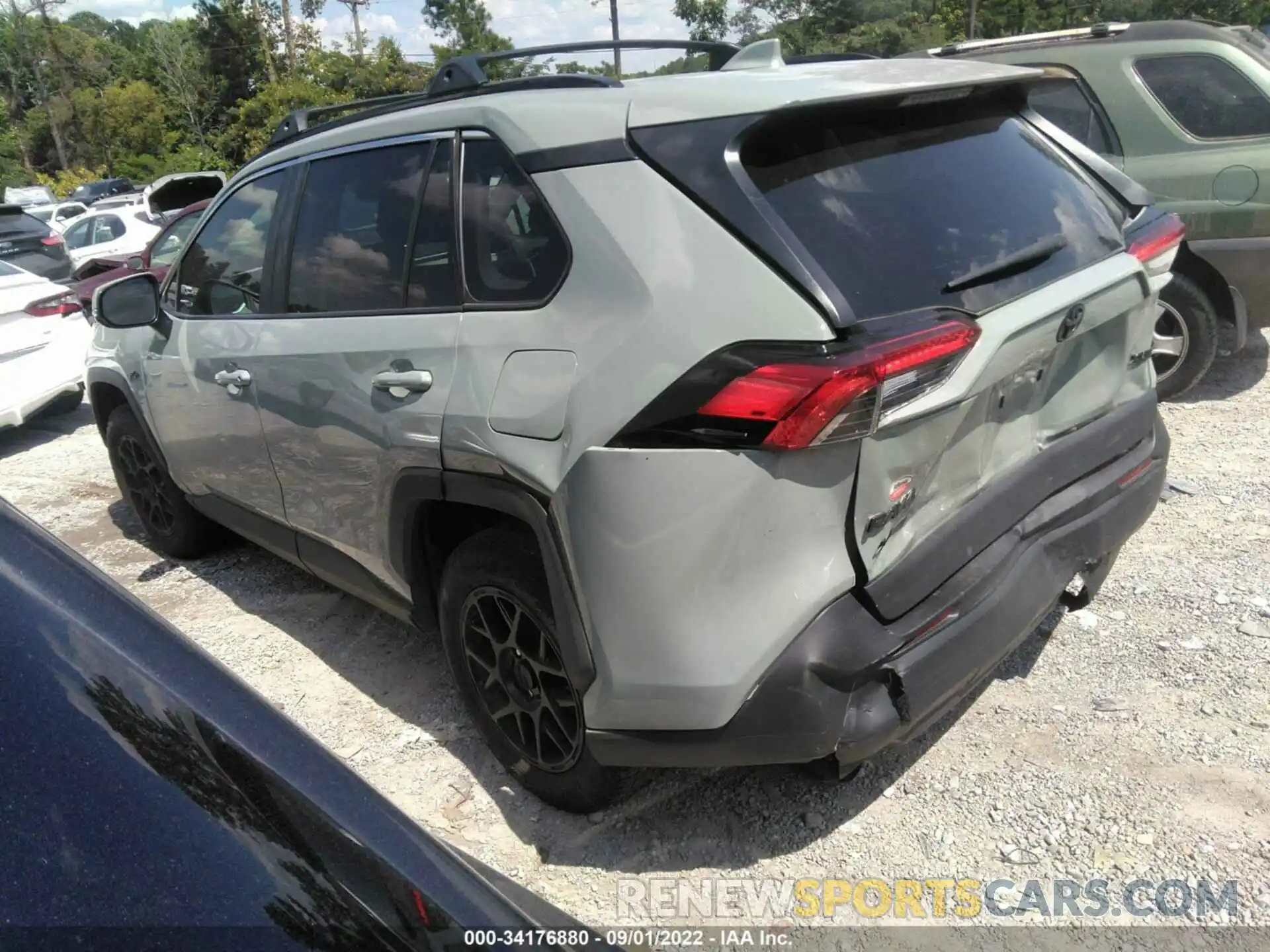 3 Photograph of a damaged car 2T3W1RFV9MW175377 TOYOTA RAV4 2021