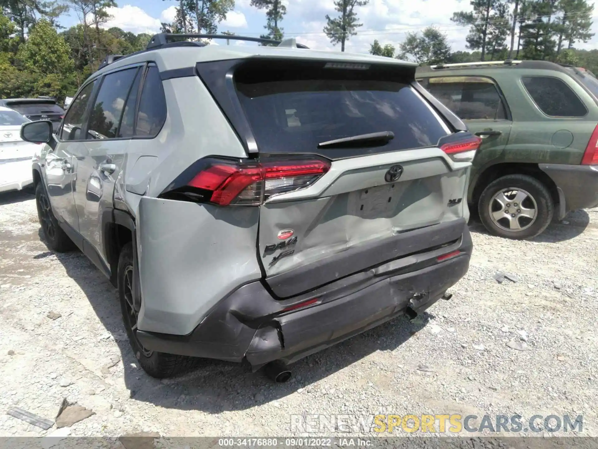 6 Photograph of a damaged car 2T3W1RFV9MW175377 TOYOTA RAV4 2021