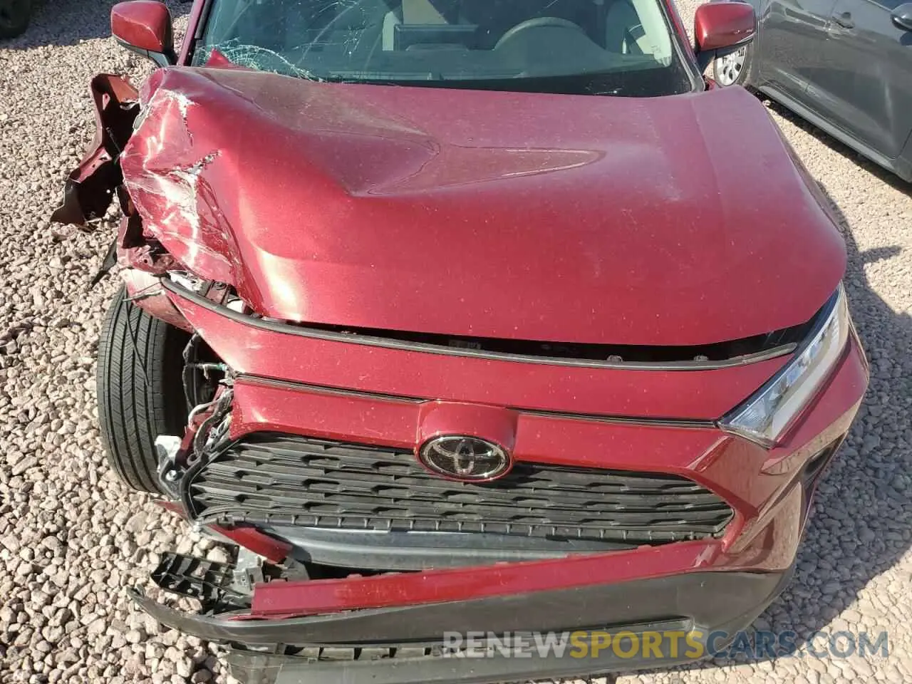 11 Photograph of a damaged car 2T3W1RFV9MW176013 TOYOTA RAV4 2021