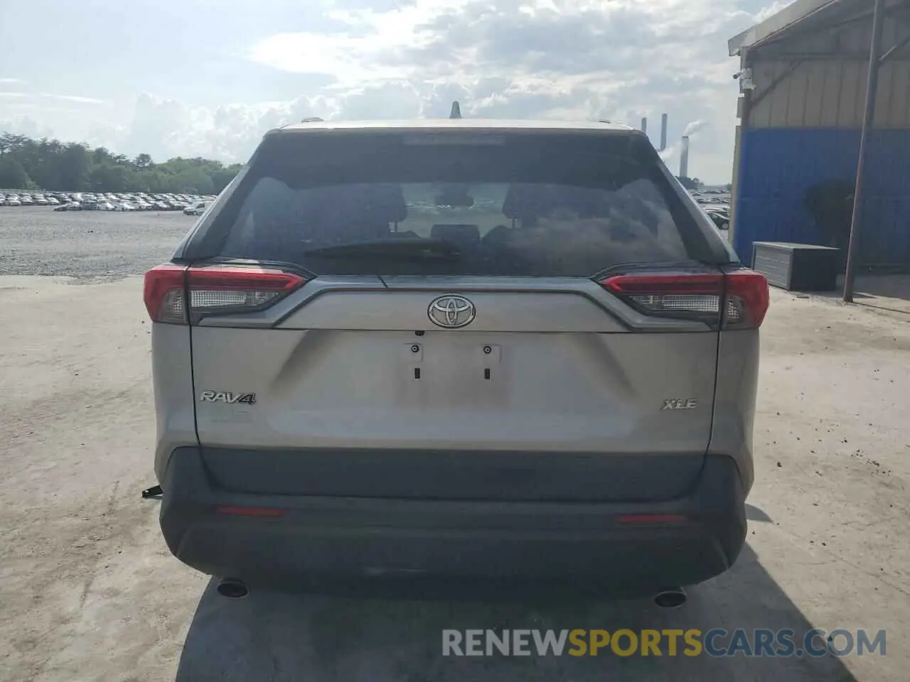 6 Photograph of a damaged car 2T3W1RFVXMC086872 TOYOTA RAV4 2021