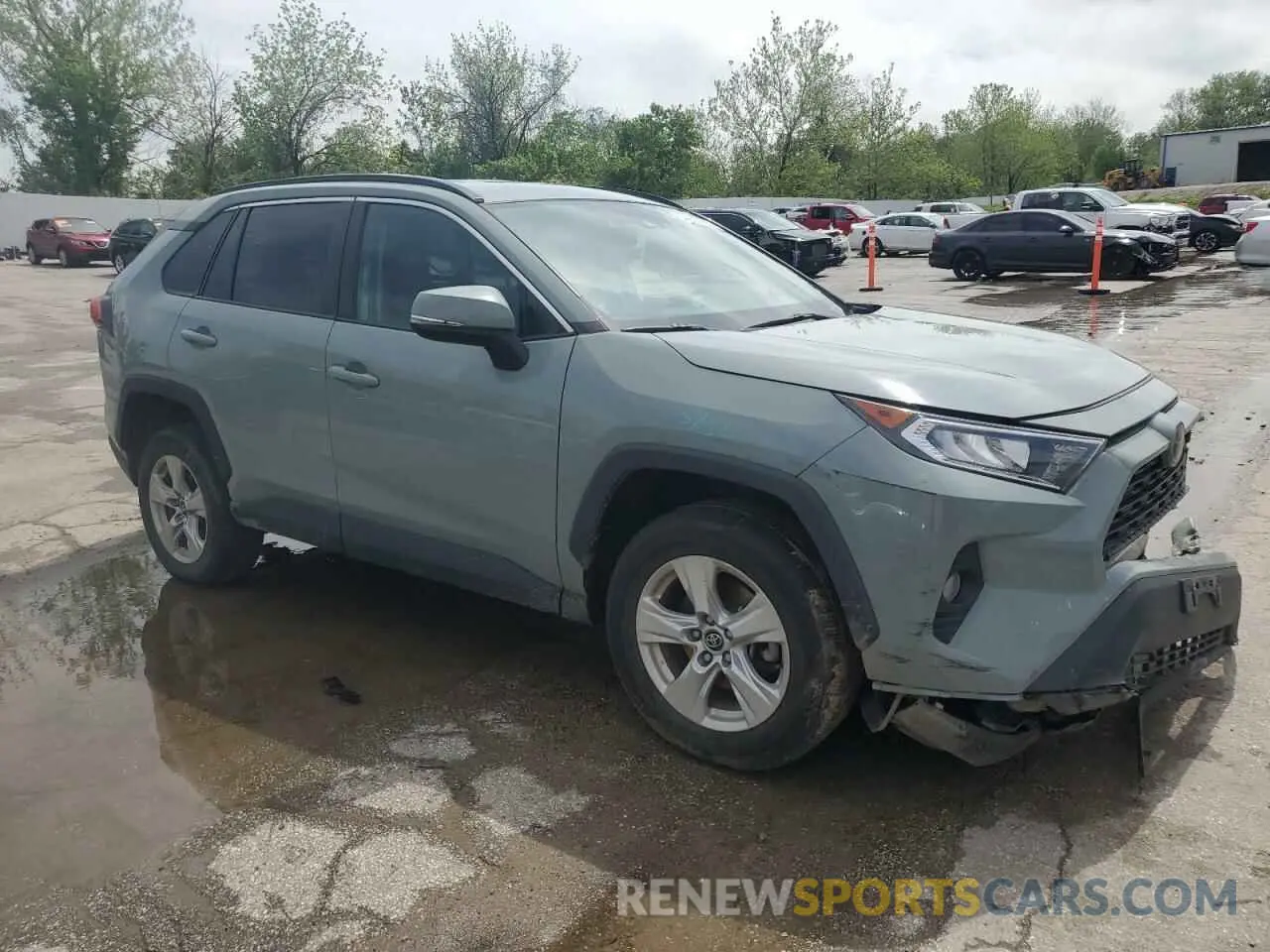 4 Photograph of a damaged car 2T3W1RFVXMC087603 TOYOTA RAV4 2021