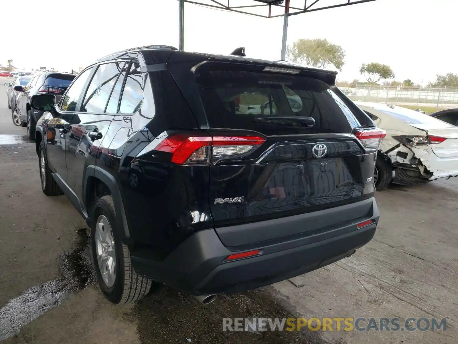 3 Photograph of a damaged car 2T3W1RFVXMC095362 TOYOTA RAV4 2021