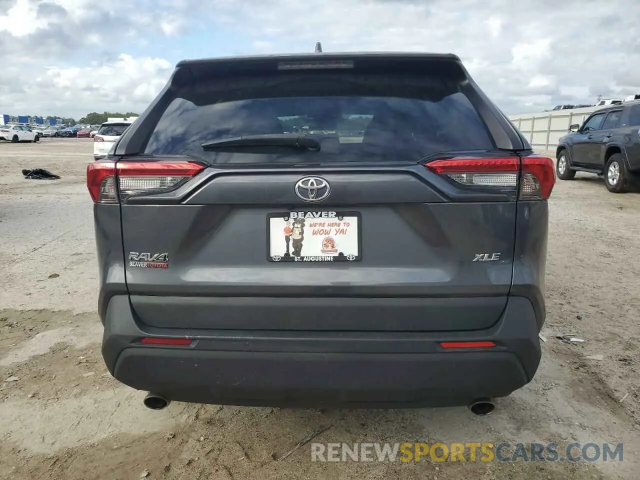 6 Photograph of a damaged car 2T3W1RFVXMC095782 TOYOTA RAV4 2021