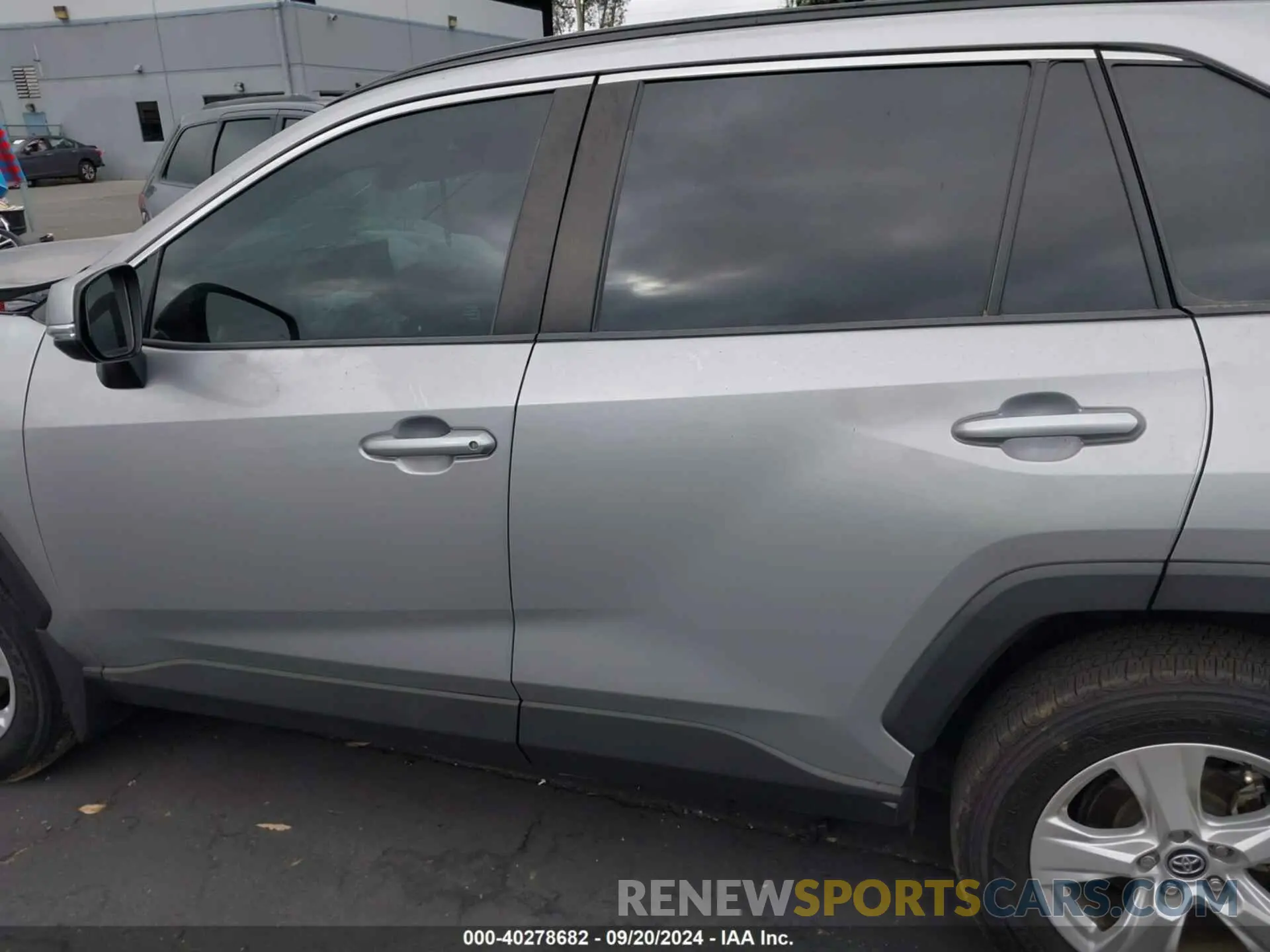 14 Photograph of a damaged car 2T3W1RFVXMC106070 TOYOTA RAV4 2021