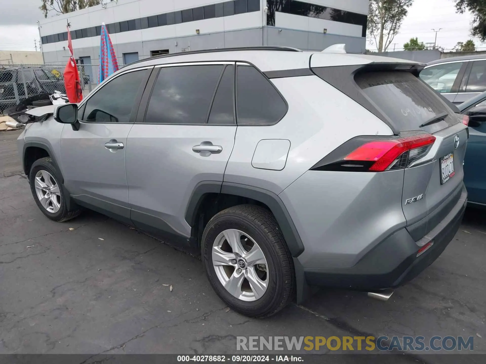 3 Photograph of a damaged car 2T3W1RFVXMC106070 TOYOTA RAV4 2021
