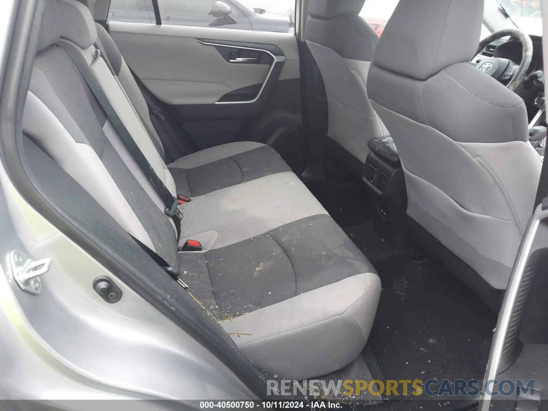 8 Photograph of a damaged car 2T3W1RFVXMC106568 TOYOTA RAV4 2021