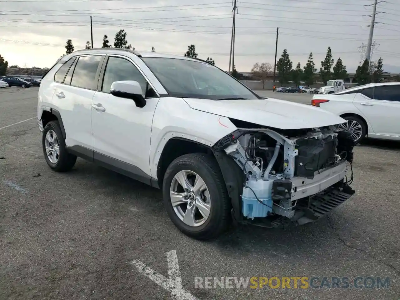 4 Photograph of a damaged car 2T3W1RFVXMC111348 TOYOTA RAV4 2021