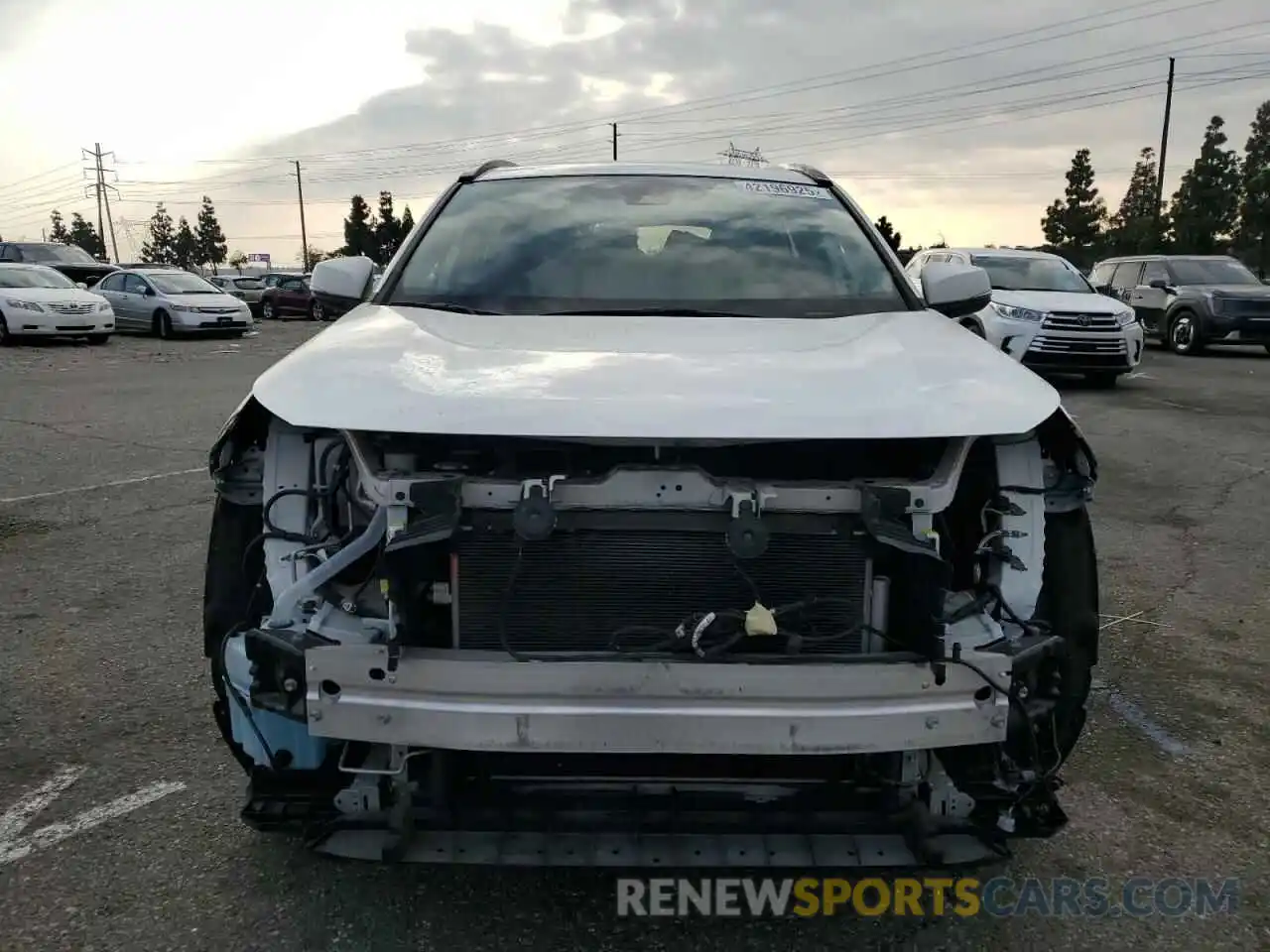 5 Photograph of a damaged car 2T3W1RFVXMC111348 TOYOTA RAV4 2021