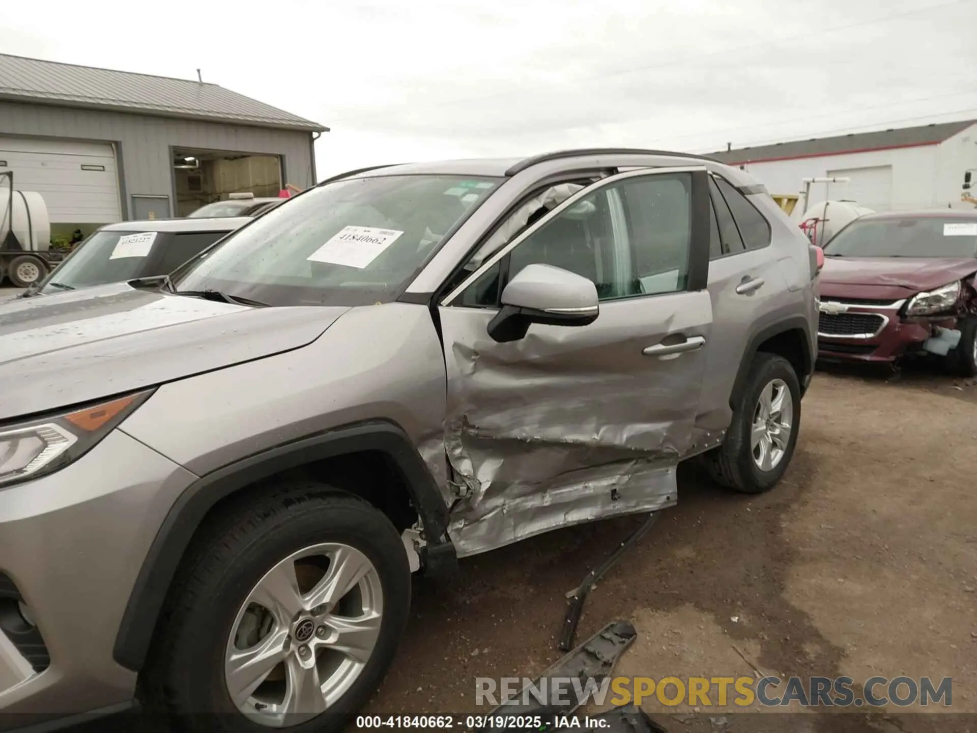 6 Photograph of a damaged car 2T3W1RFVXMC116274 TOYOTA RAV4 2021