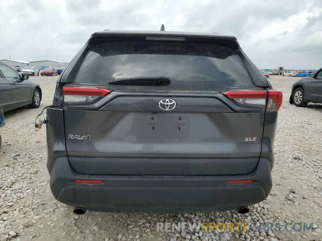 6 Photograph of a damaged car 2T3W1RFVXMC136475 TOYOTA RAV4 2021