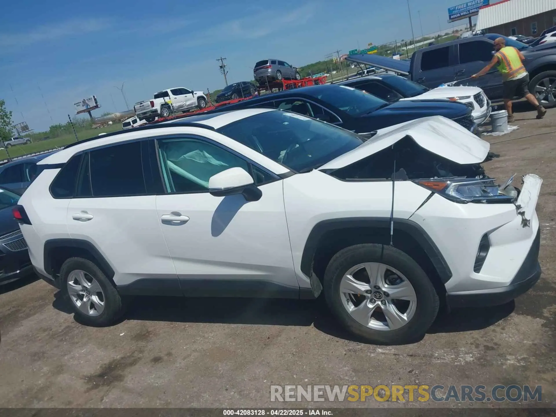13 Photograph of a damaged car 2T3W1RFVXMC146035 TOYOTA RAV4 2021