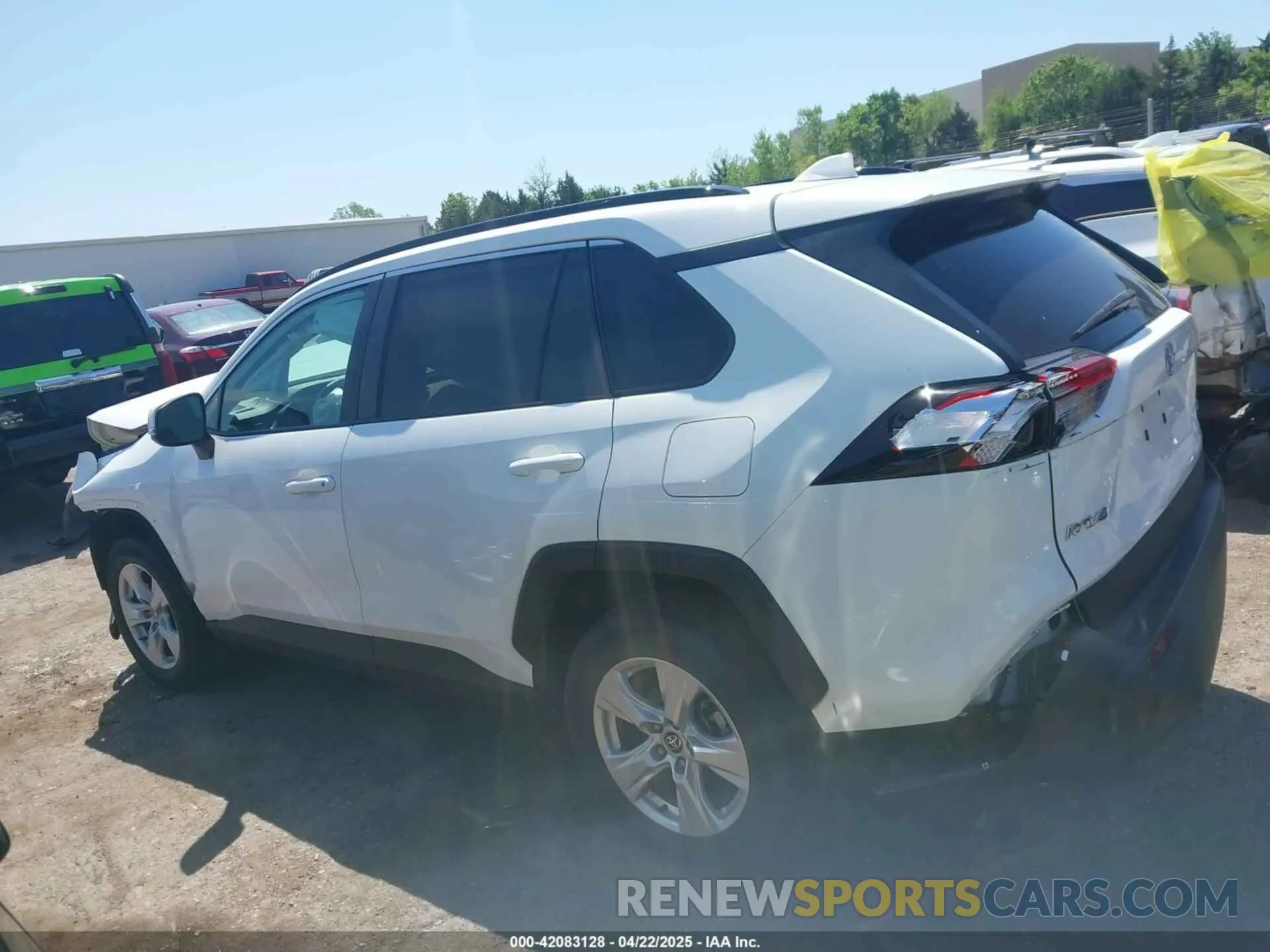 14 Photograph of a damaged car 2T3W1RFVXMC146035 TOYOTA RAV4 2021