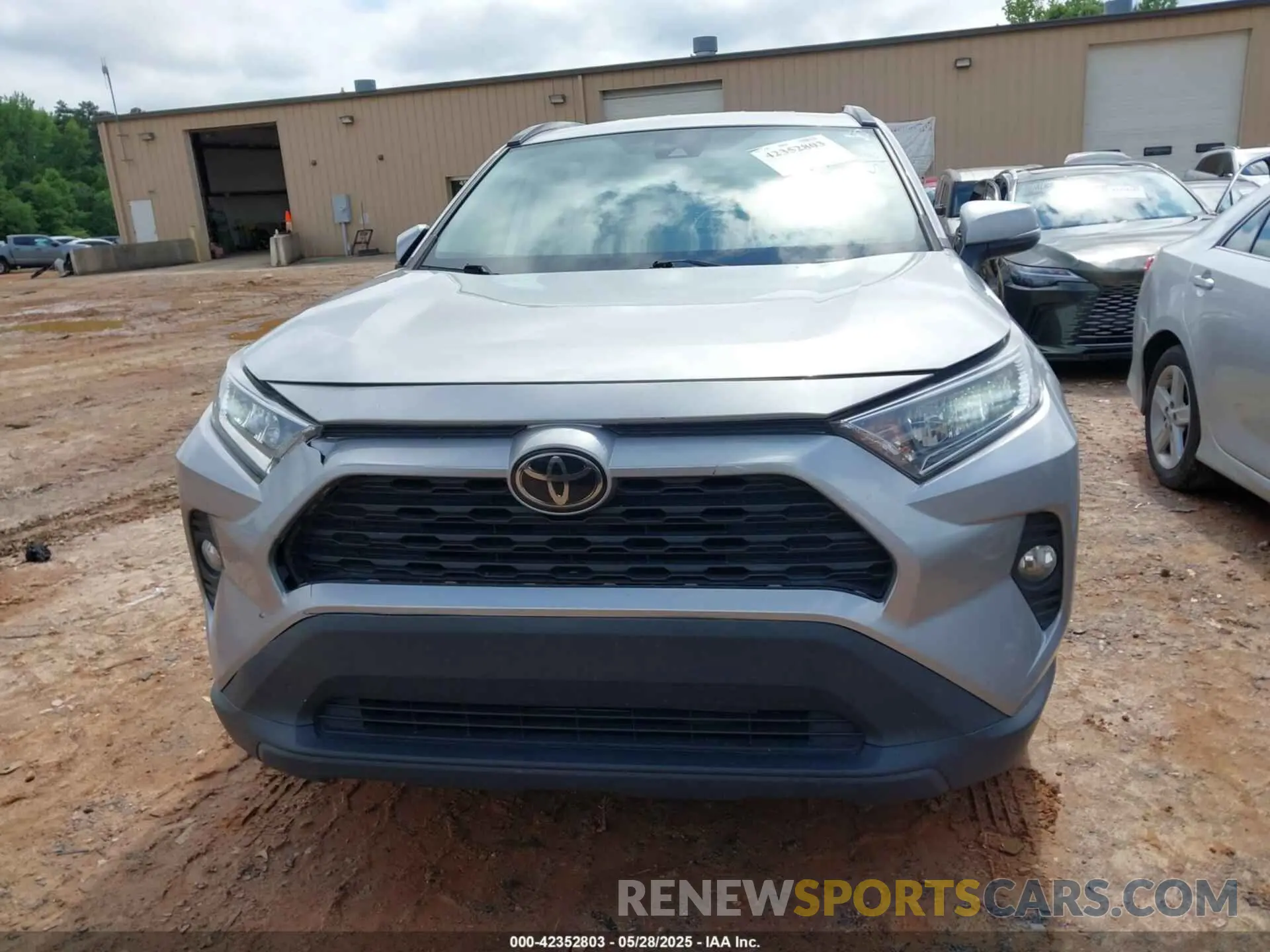 12 Photograph of a damaged car 2T3W1RFVXMC163899 TOYOTA RAV4 2021