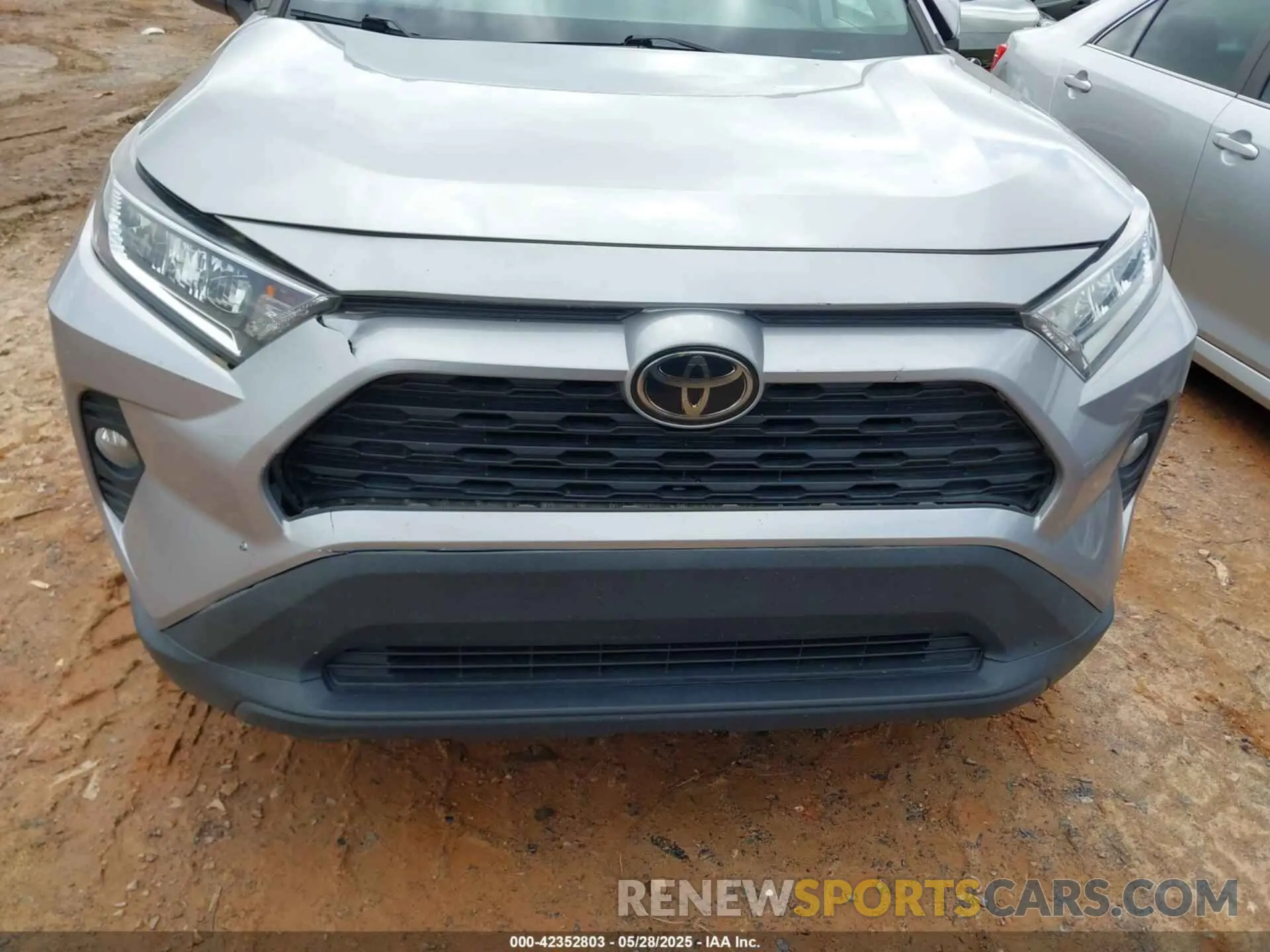 6 Photograph of a damaged car 2T3W1RFVXMC163899 TOYOTA RAV4 2021
