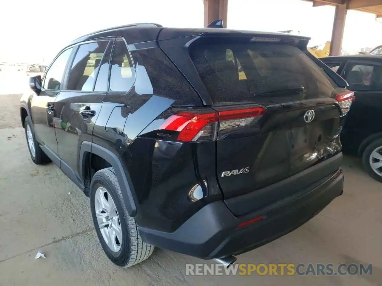 3 Photograph of a damaged car 2T3W1RFVXMW105838 TOYOTA RAV4 2021