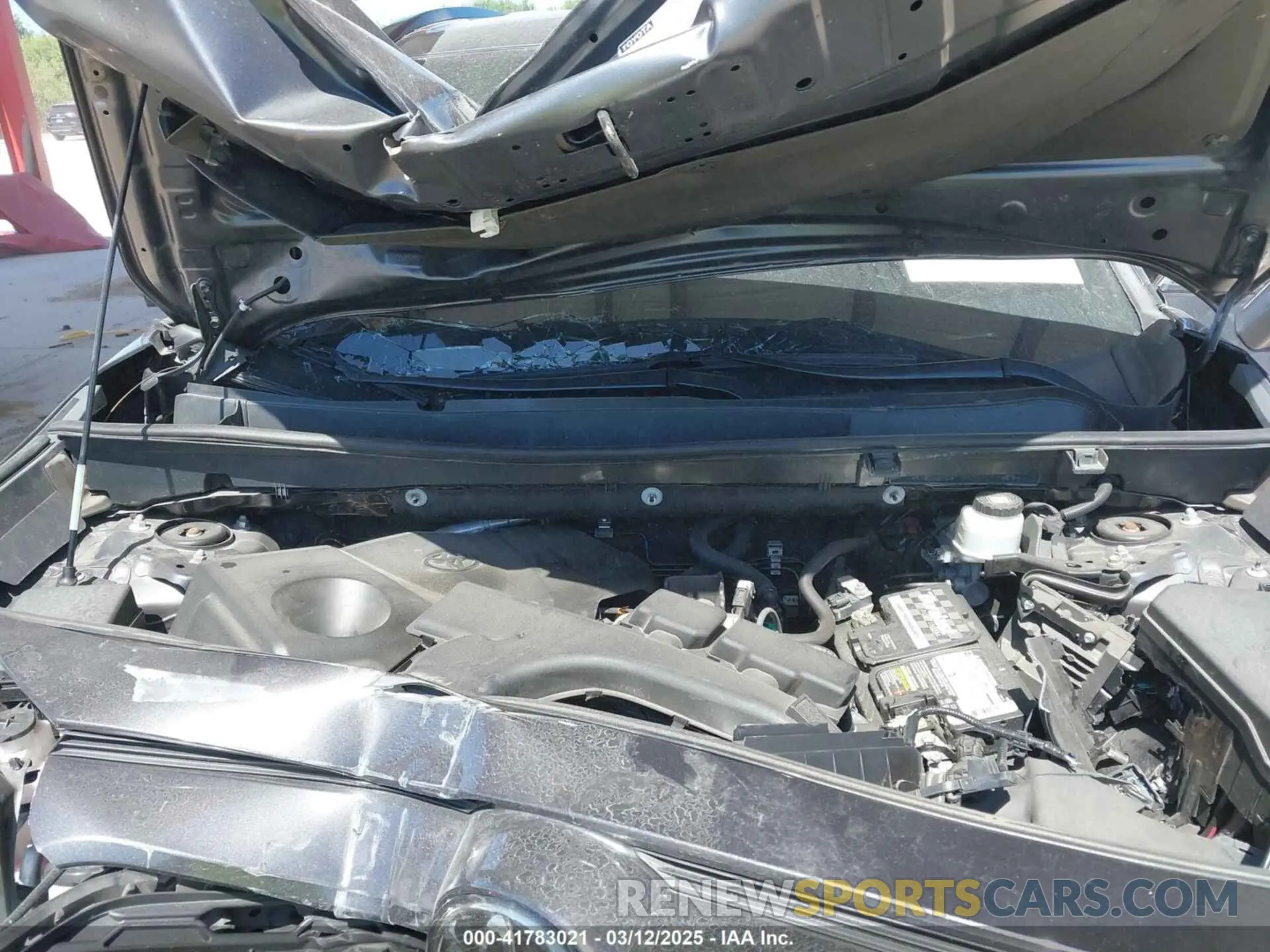 10 Photograph of a damaged car 2T3W1RFVXMW108061 TOYOTA RAV4 2021