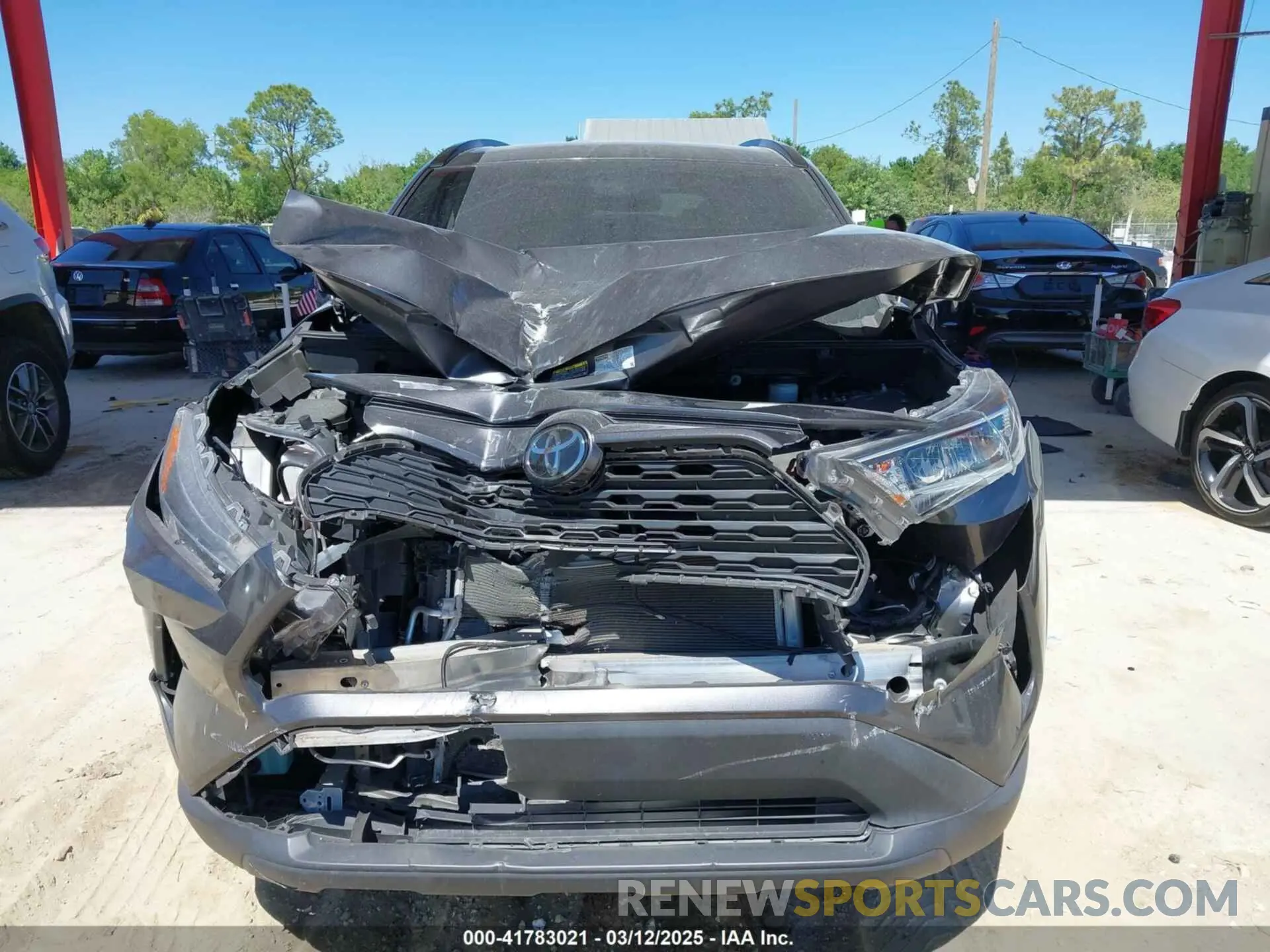 6 Photograph of a damaged car 2T3W1RFVXMW108061 TOYOTA RAV4 2021