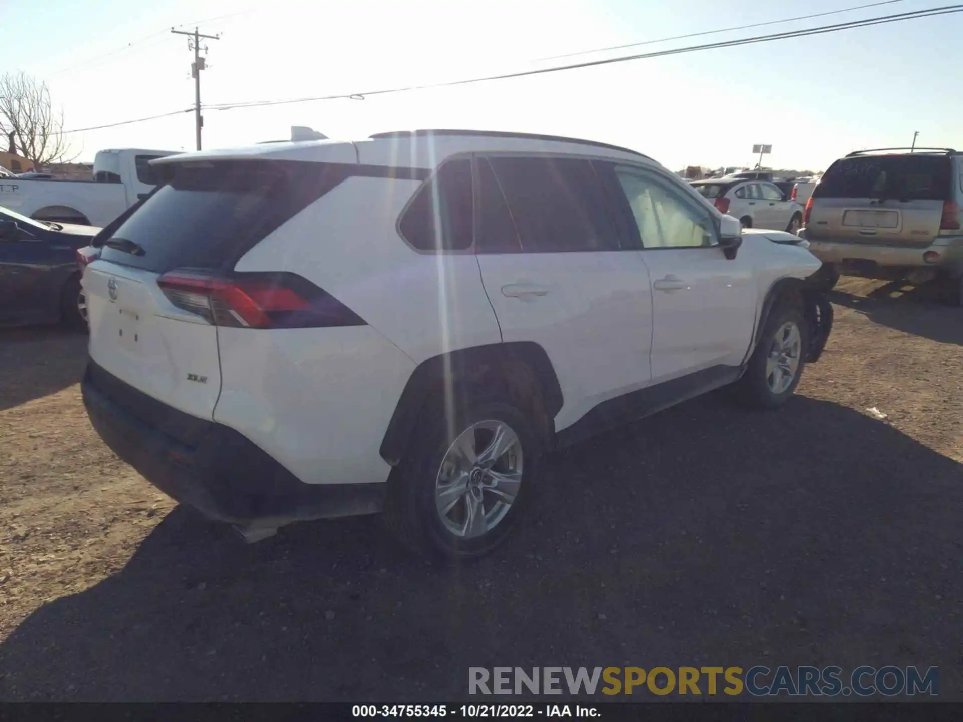 4 Photograph of a damaged car 2T3W1RFVXMW115950 TOYOTA RAV4 2021