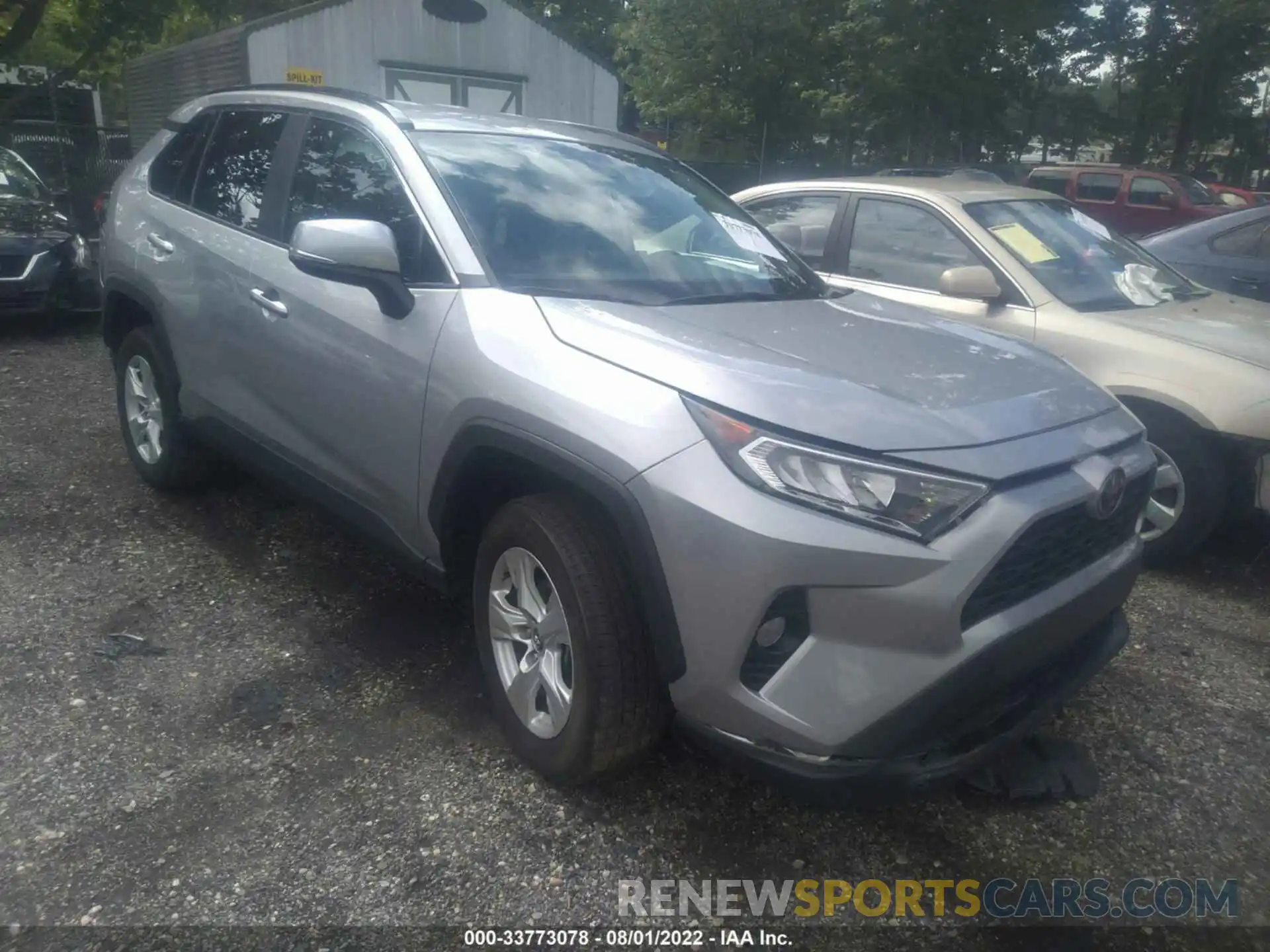 1 Photograph of a damaged car 2T3W1RFVXMW117522 TOYOTA RAV4 2021