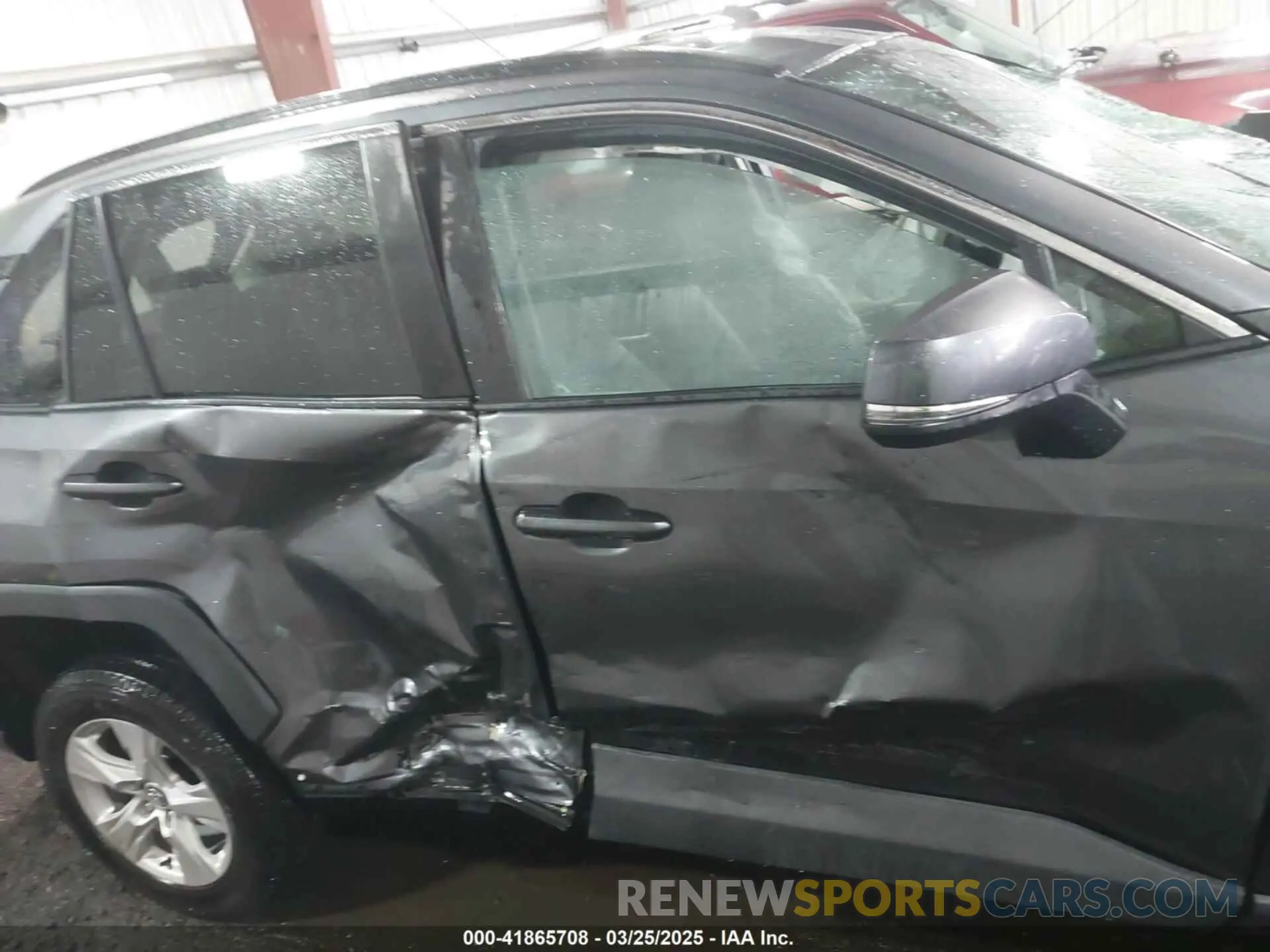 14 Photograph of a damaged car 2T3W1RFVXMW117830 TOYOTA RAV4 2021