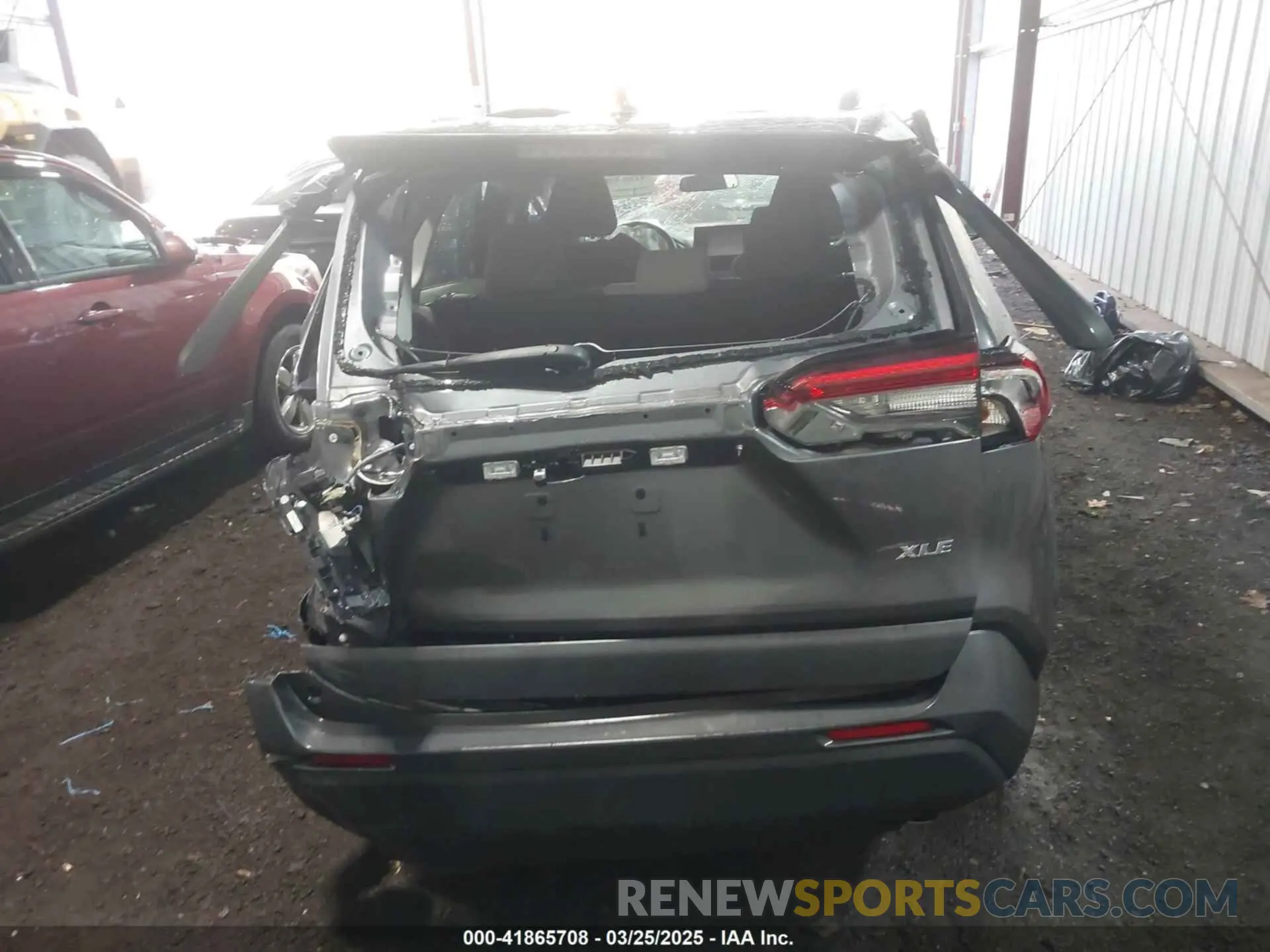 17 Photograph of a damaged car 2T3W1RFVXMW117830 TOYOTA RAV4 2021