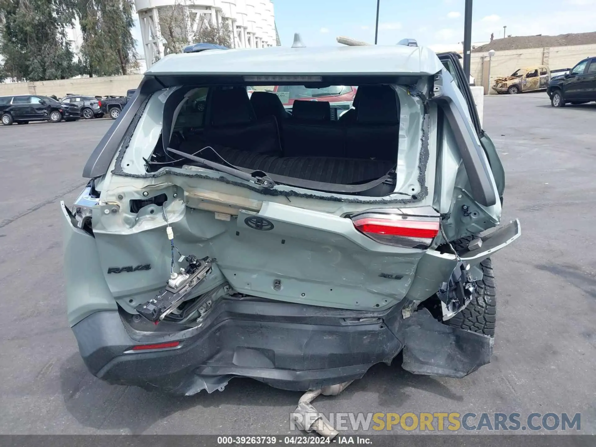 15 Photograph of a damaged car 2T3W1RFVXMW120789 TOYOTA RAV4 2021