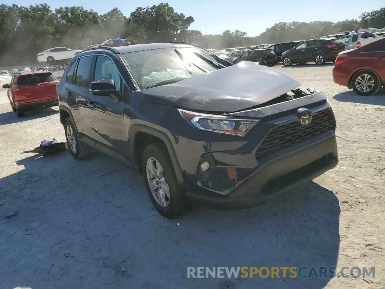 1 Photograph of a damaged car 2T3W1RFVXMW142419 TOYOTA RAV4 2021