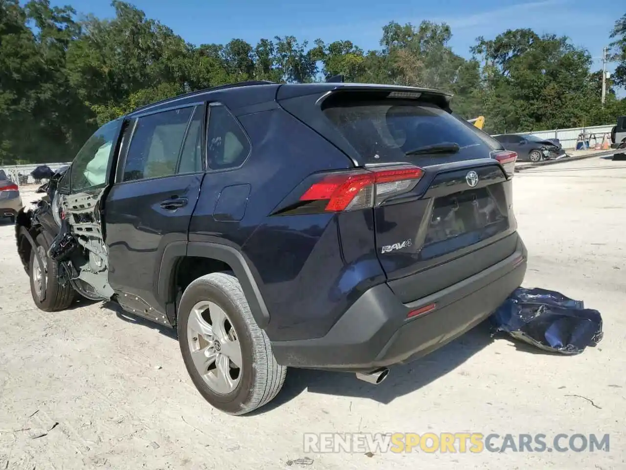 3 Photograph of a damaged car 2T3W1RFVXMW142419 TOYOTA RAV4 2021