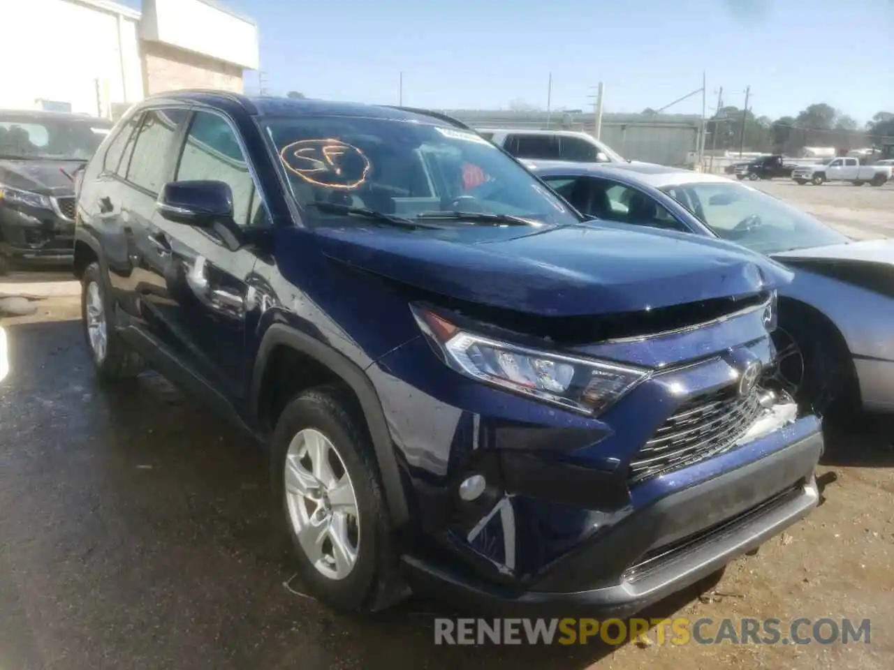 1 Photograph of a damaged car 2T3W1RFVXMW155784 TOYOTA RAV4 2021