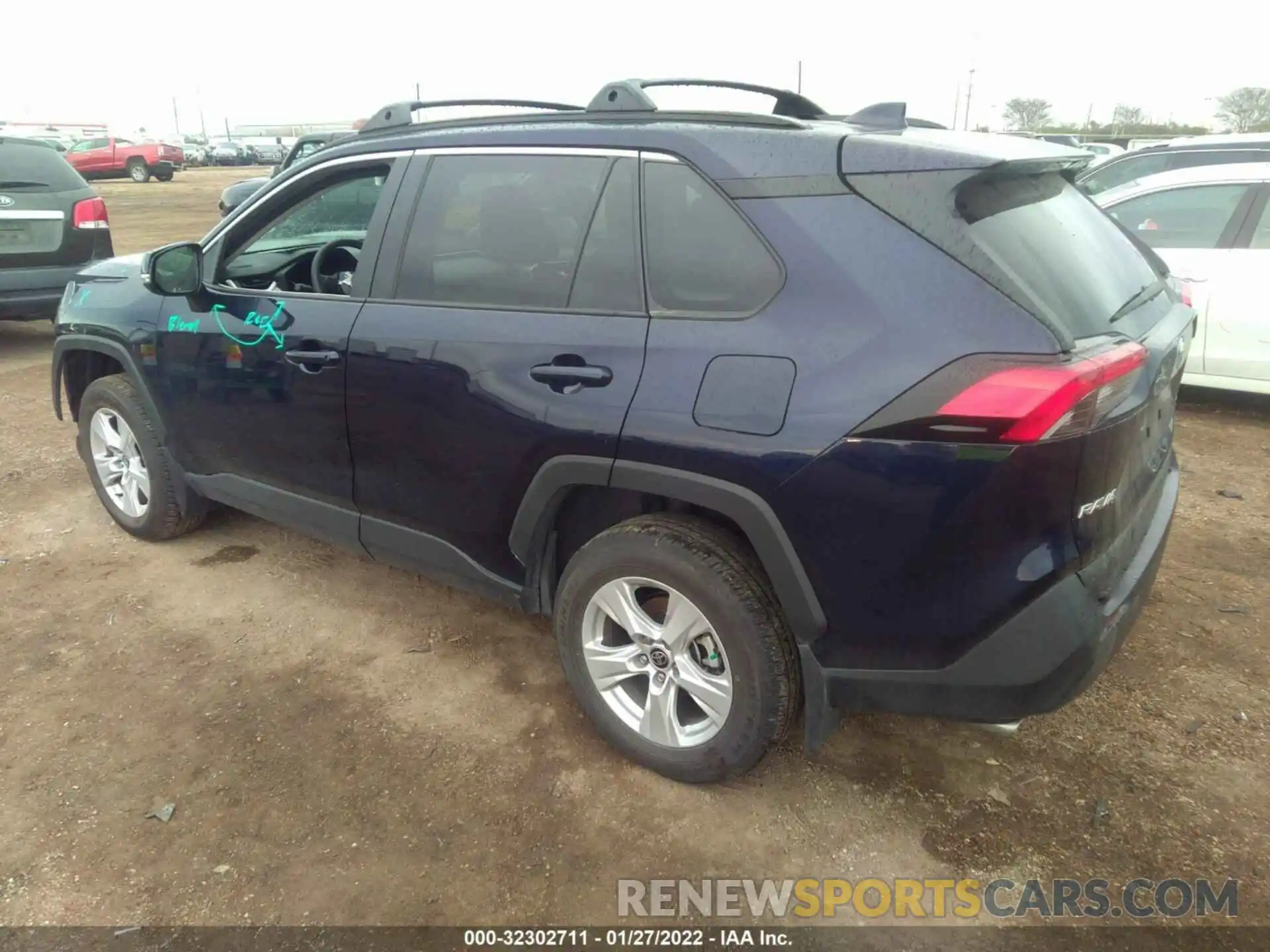 3 Photograph of a damaged car 2T3W1RFVXMW155879 TOYOTA RAV4 2021