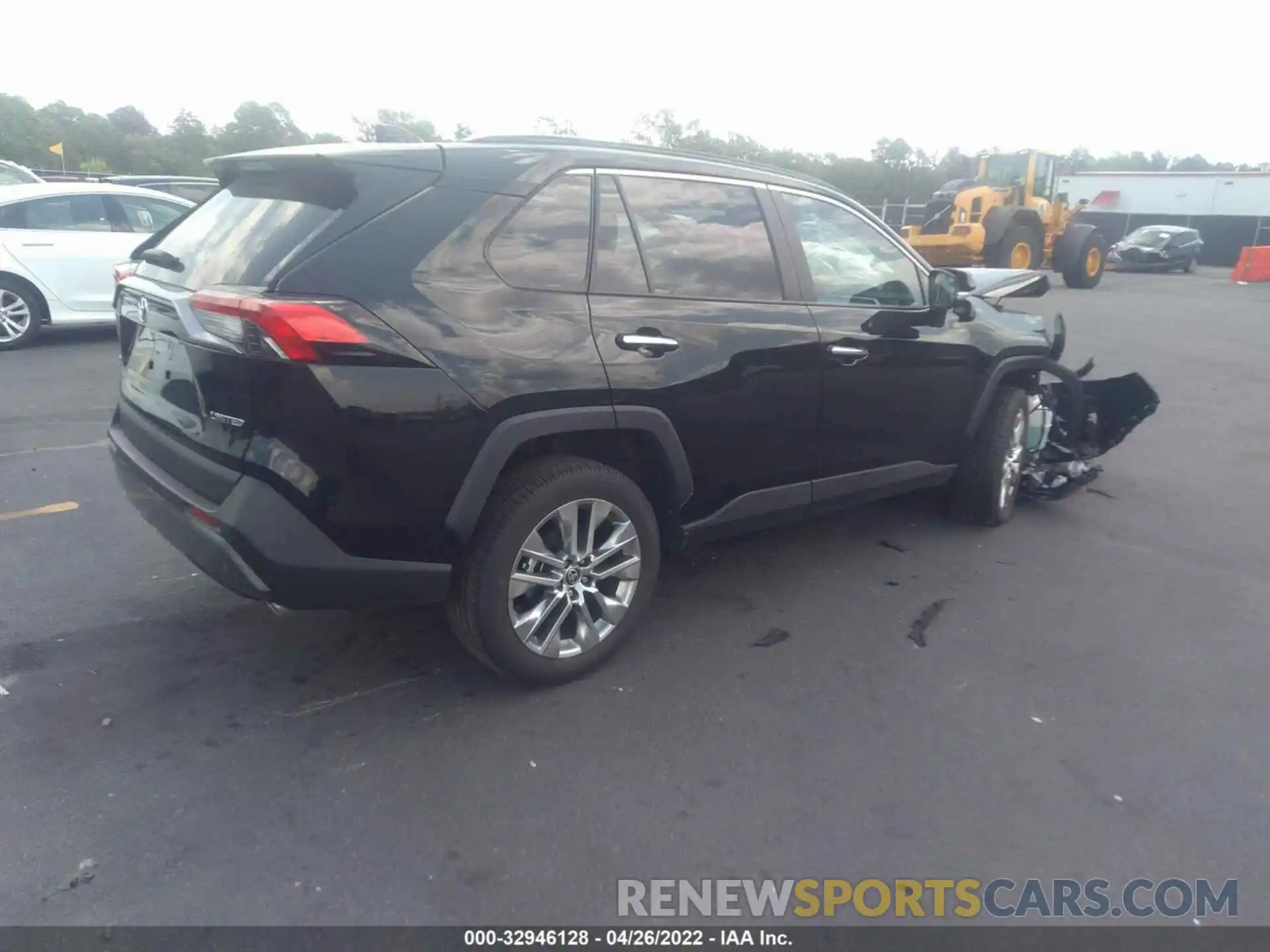 4 Photograph of a damaged car 2T3Y1RFV4MW178793 TOYOTA RAV4 2021