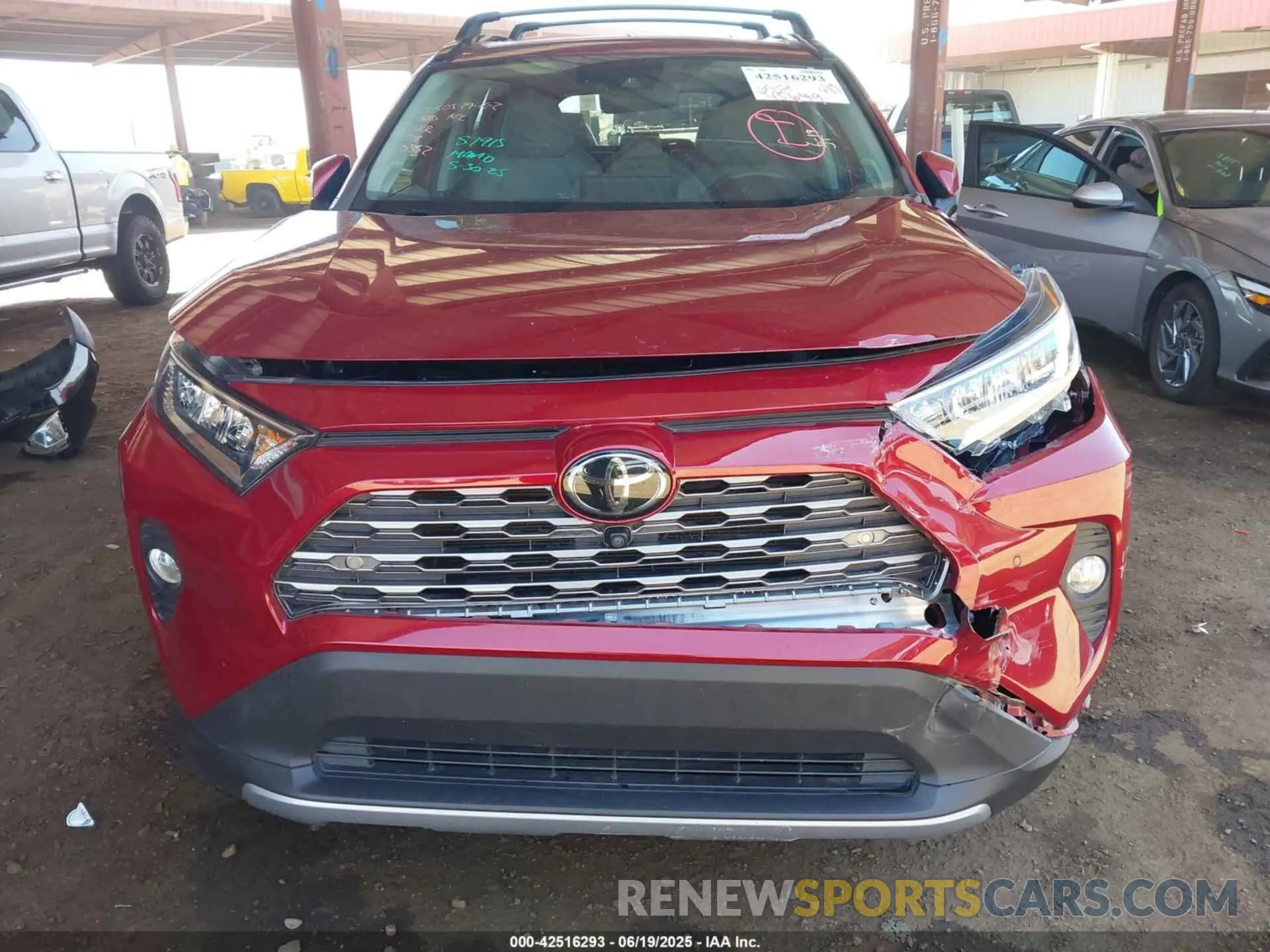 17 Photograph of a damaged car 2T3Y1RFV5MW123382 TOYOTA RAV4 2021