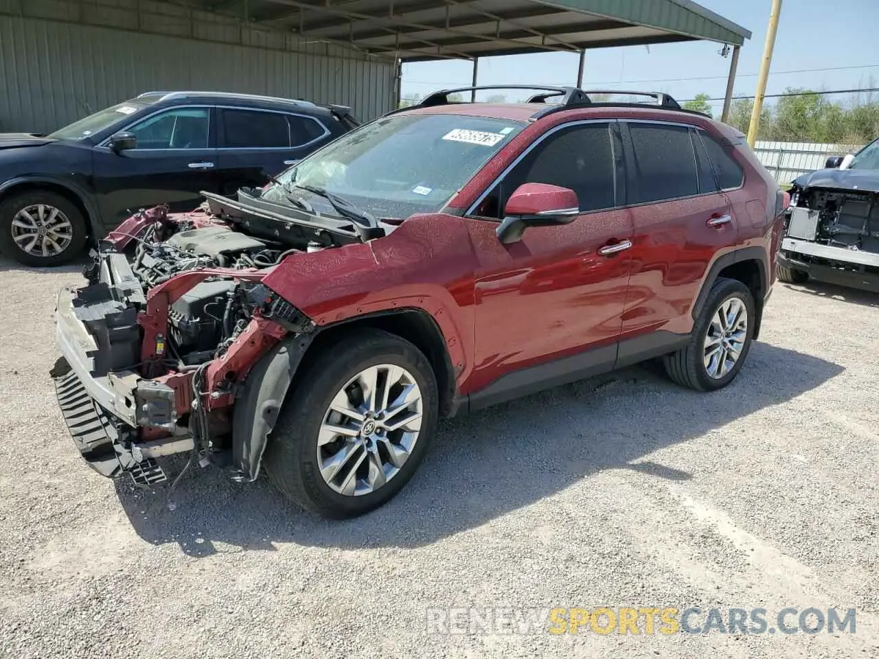1 Photograph of a damaged car 2T3Y1RFV5MW133832 TOYOTA RAV4 2021