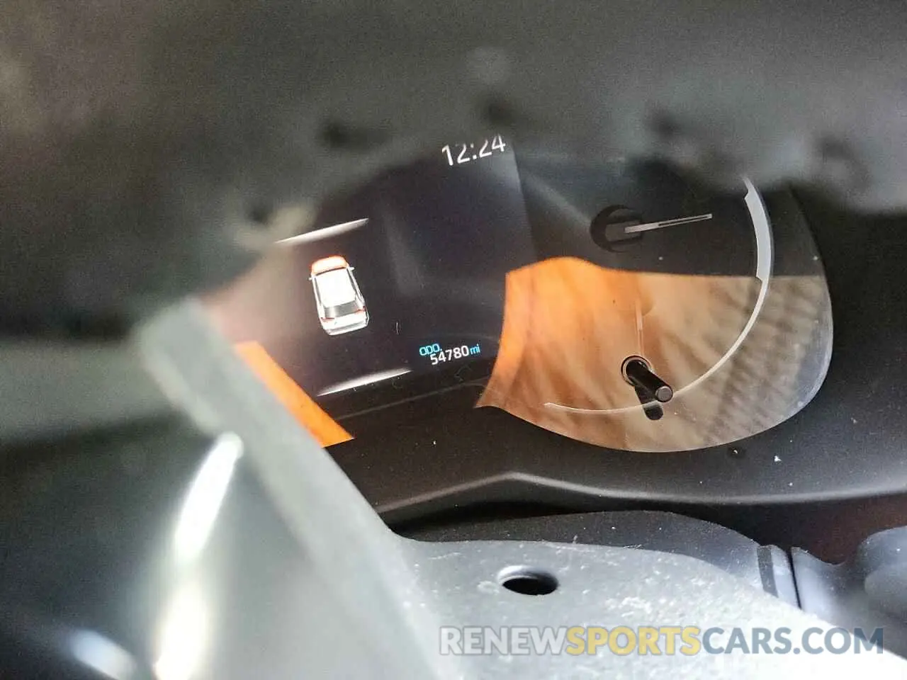 9 Photograph of a damaged car 2T3Y1RFV5MW133832 TOYOTA RAV4 2021