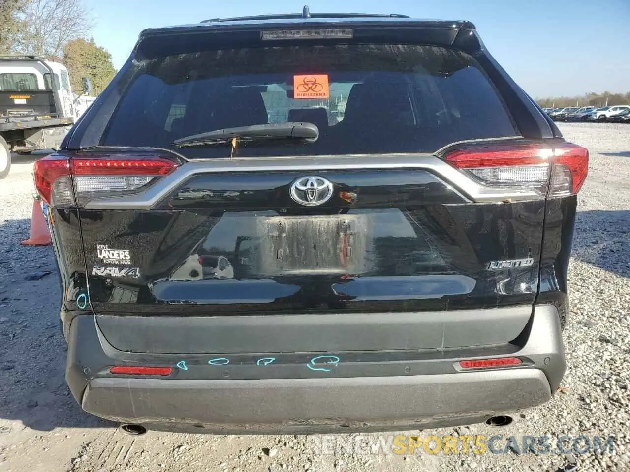 6 Photograph of a damaged car 2T3Y1RFV6MC134781 TOYOTA RAV4 2021