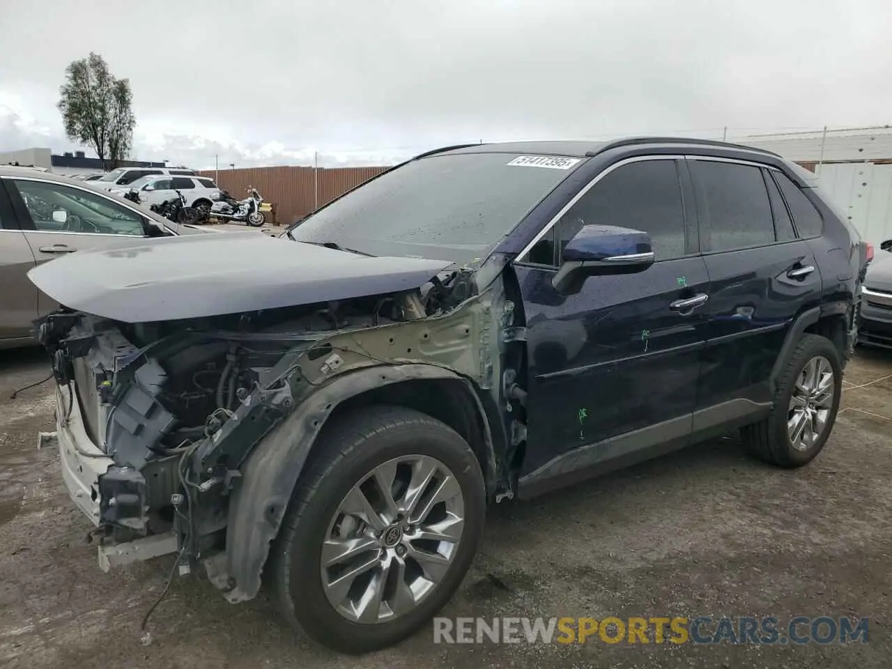 1 Photograph of a damaged car 2T3Y1RFV8MW170261 TOYOTA RAV4 2021