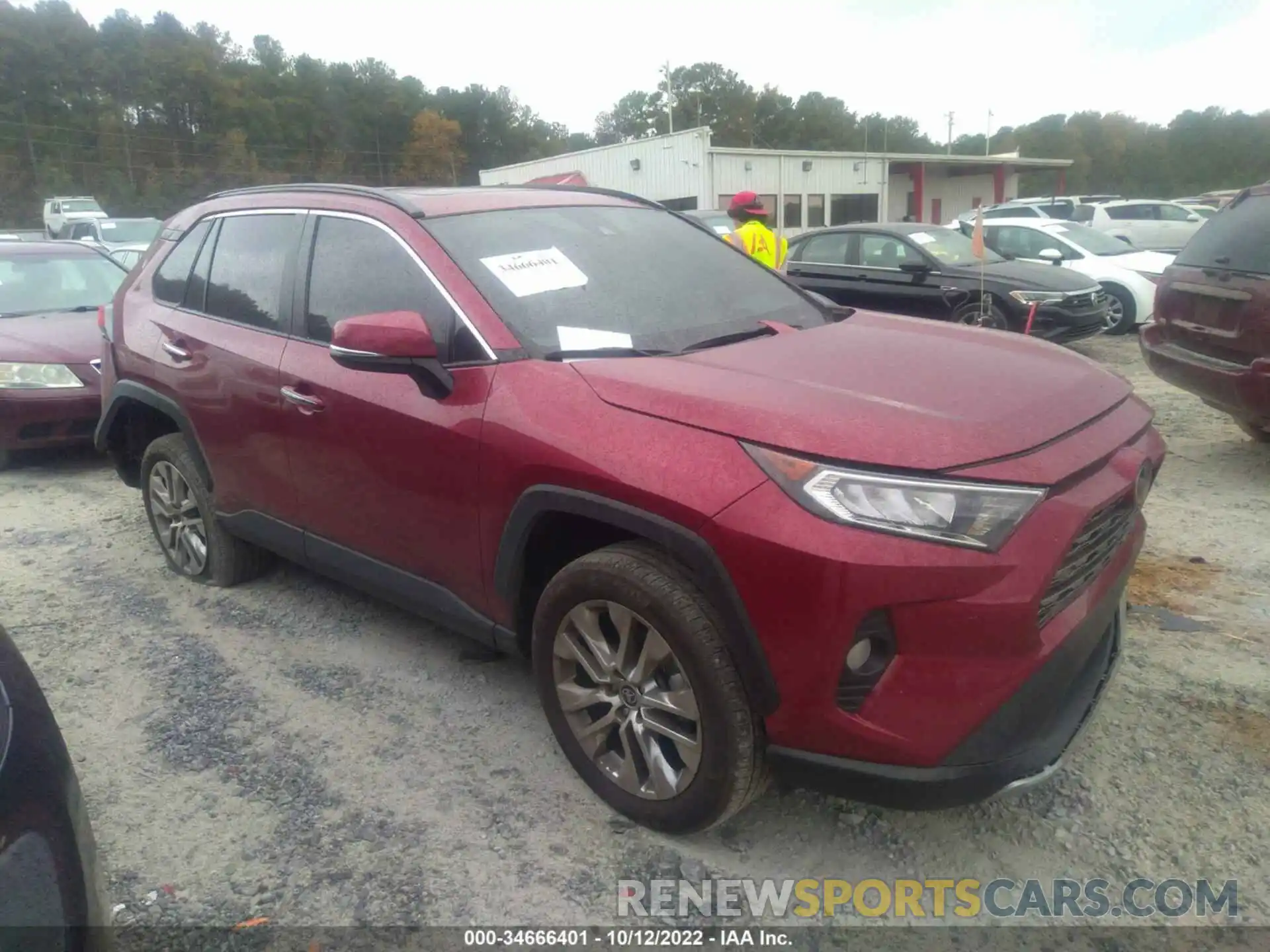 1 Photograph of a damaged car 2T3Y1RFV9MW147118 TOYOTA RAV4 2021