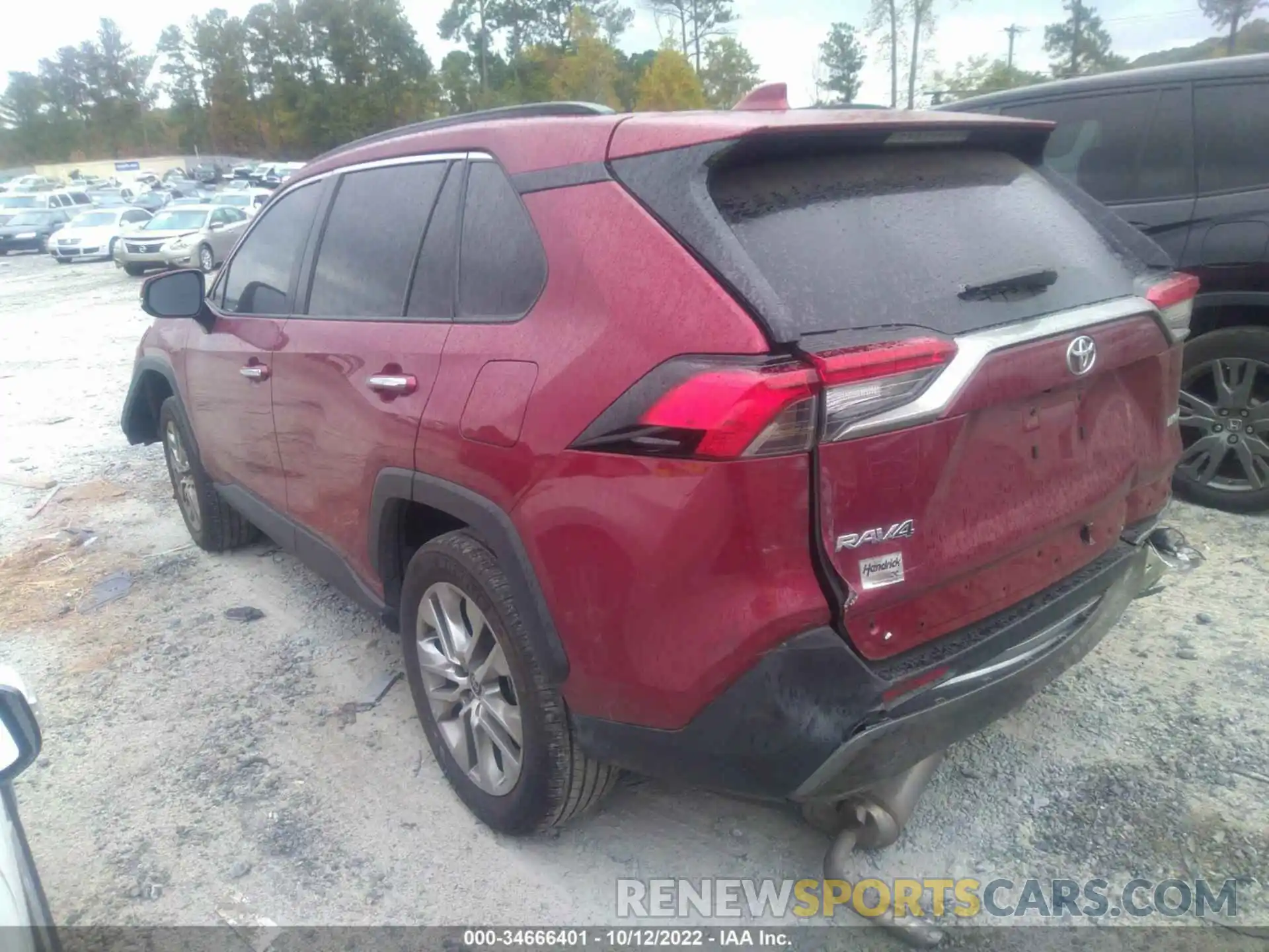 3 Photograph of a damaged car 2T3Y1RFV9MW147118 TOYOTA RAV4 2021