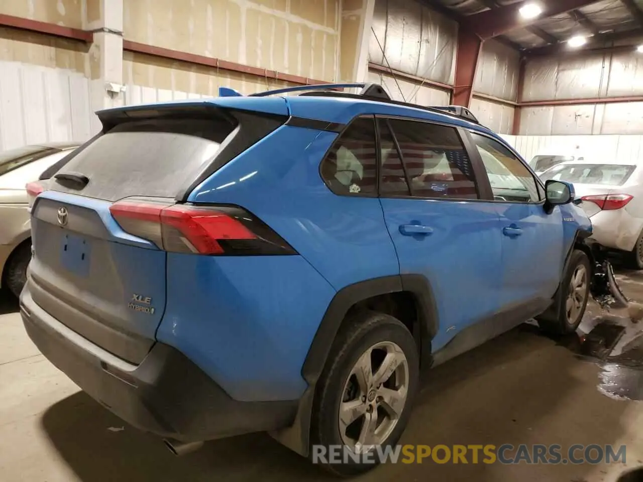 3 Photograph of a damaged car 4T3B6RFV0MU035525 TOYOTA RAV4 2021