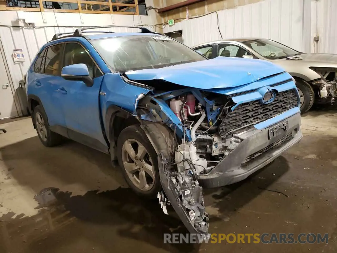4 Photograph of a damaged car 4T3B6RFV0MU035525 TOYOTA RAV4 2021