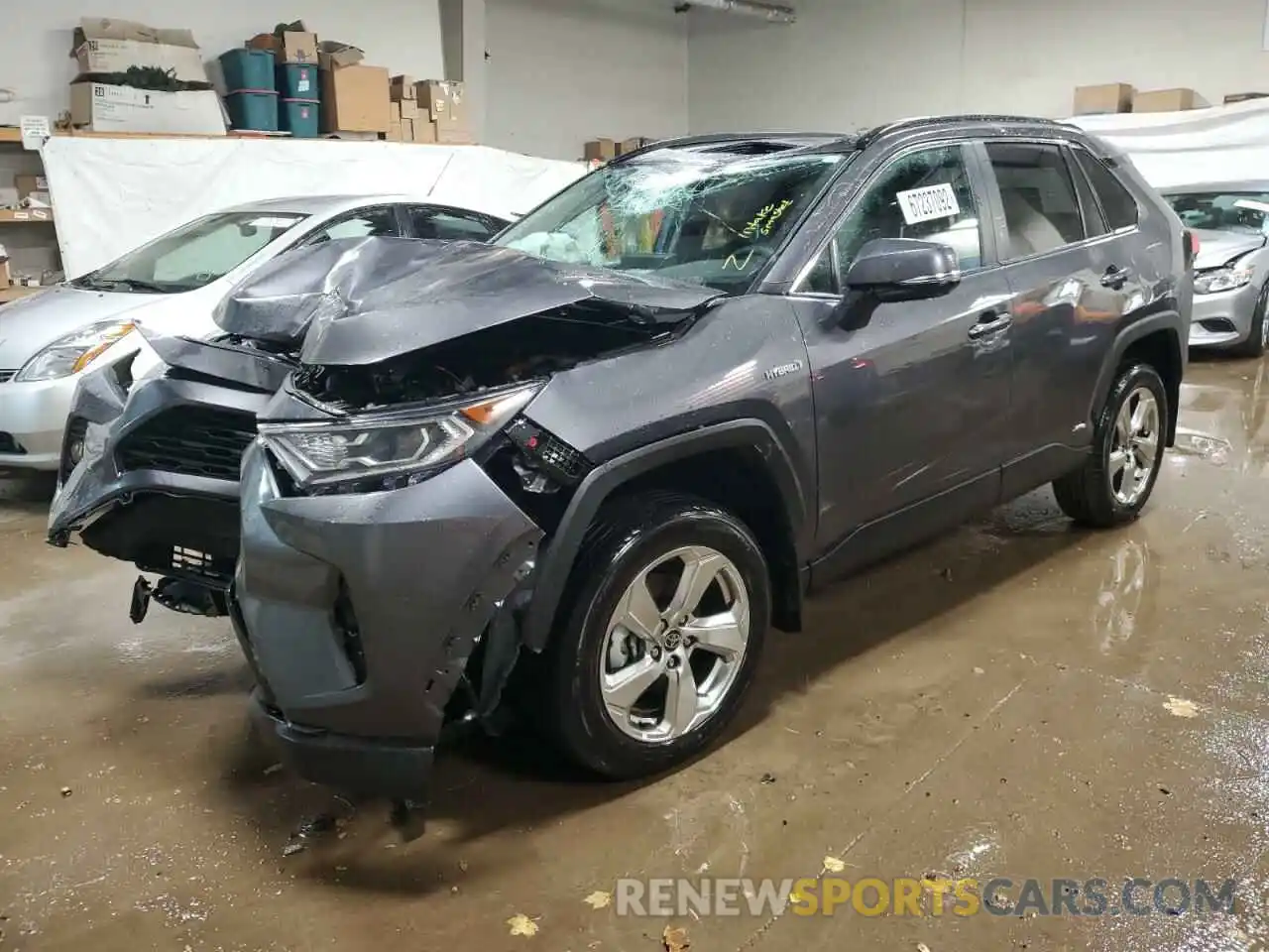 1 Photograph of a damaged car 4T3B6RFV0MU040255 TOYOTA RAV4 2021