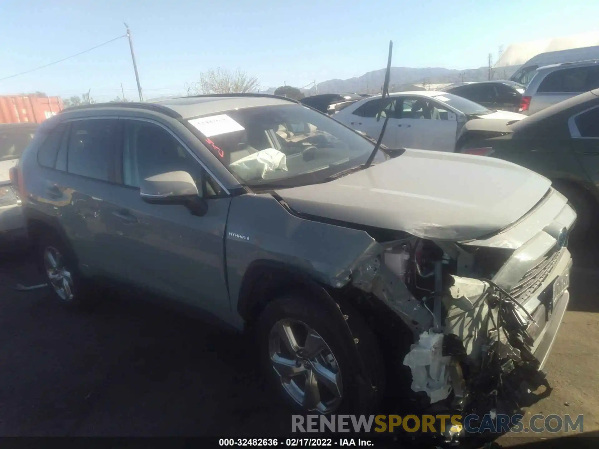 1 Photograph of a damaged car 4T3B6RFV1MU020726 TOYOTA RAV4 2021