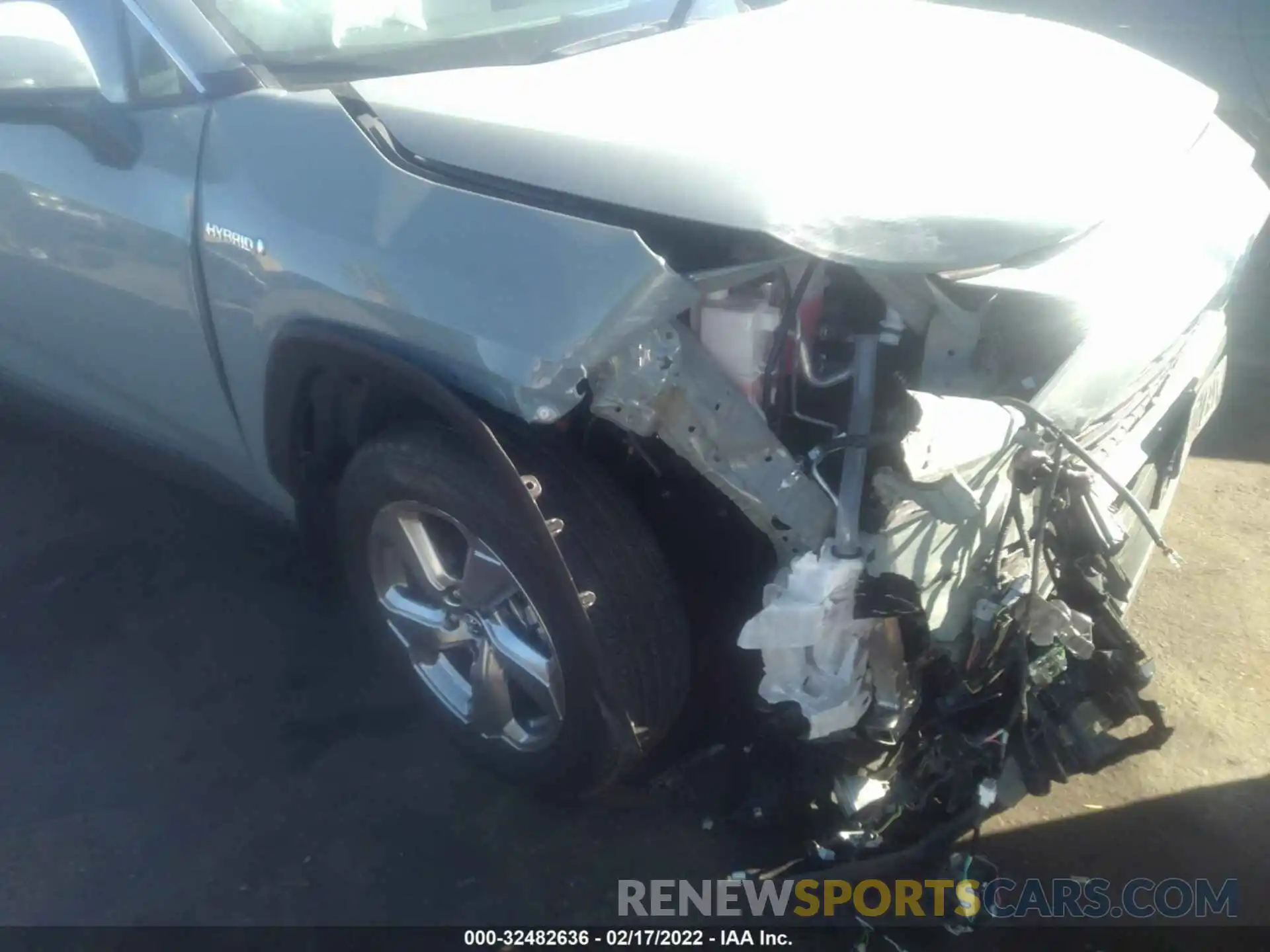 6 Photograph of a damaged car 4T3B6RFV1MU020726 TOYOTA RAV4 2021