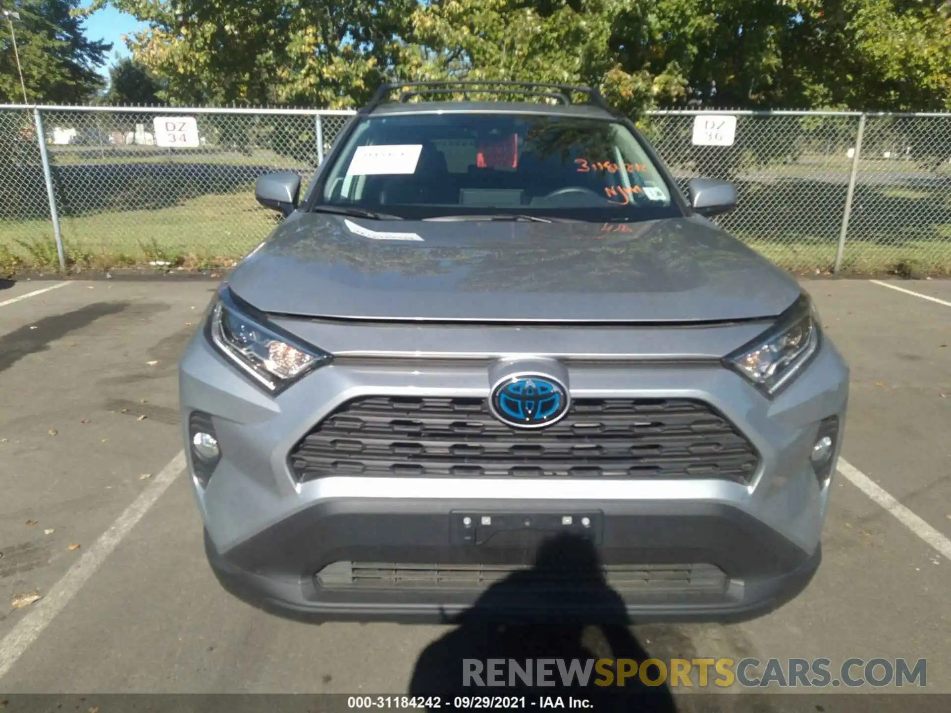 6 Photograph of a damaged car 4T3B6RFV1MU025912 TOYOTA RAV4 2021