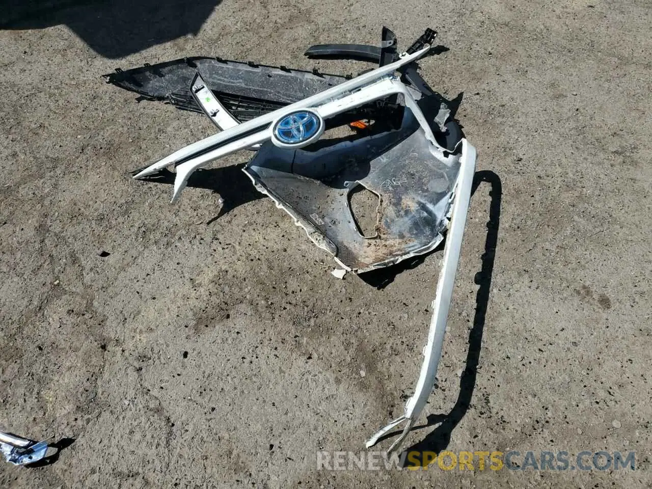 13 Photograph of a damaged car 4T3B6RFV1MU041771 TOYOTA RAV4 2021