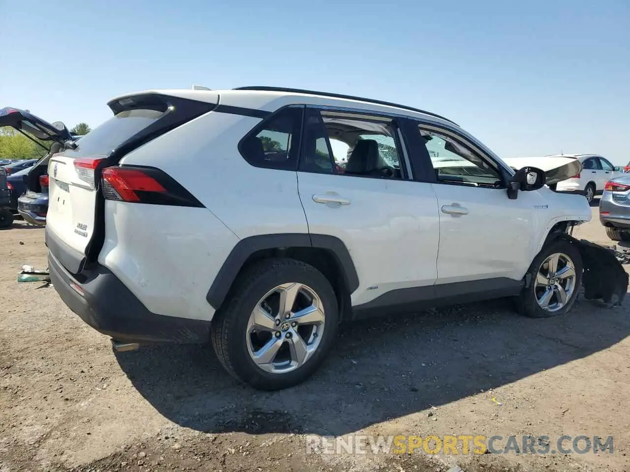 3 Photograph of a damaged car 4T3B6RFV1MU041771 TOYOTA RAV4 2021
