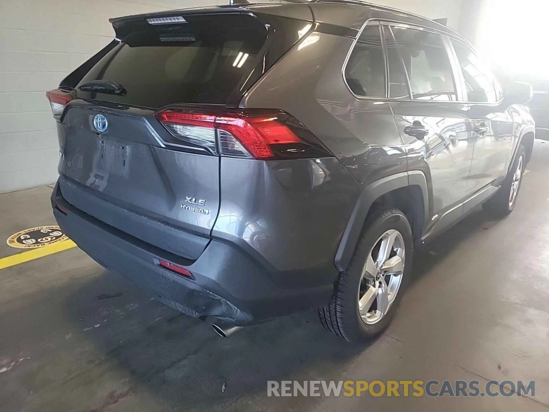 3 Photograph of a damaged car 4T3B6RFV1MU046663 TOYOTA RAV4 2021
