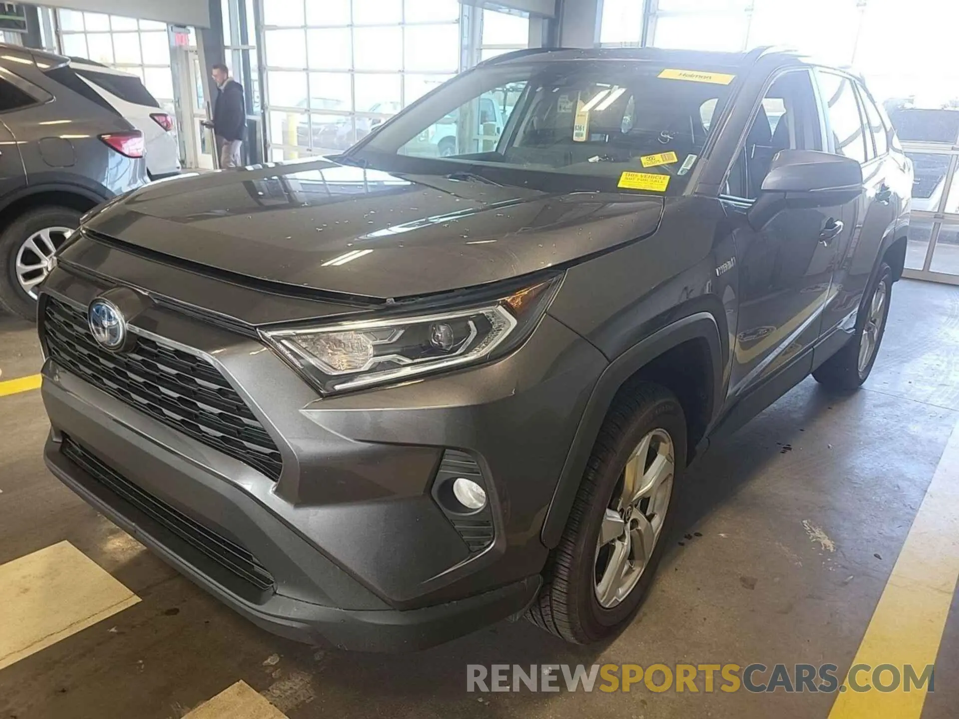 9 Photograph of a damaged car 4T3B6RFV1MU046663 TOYOTA RAV4 2021